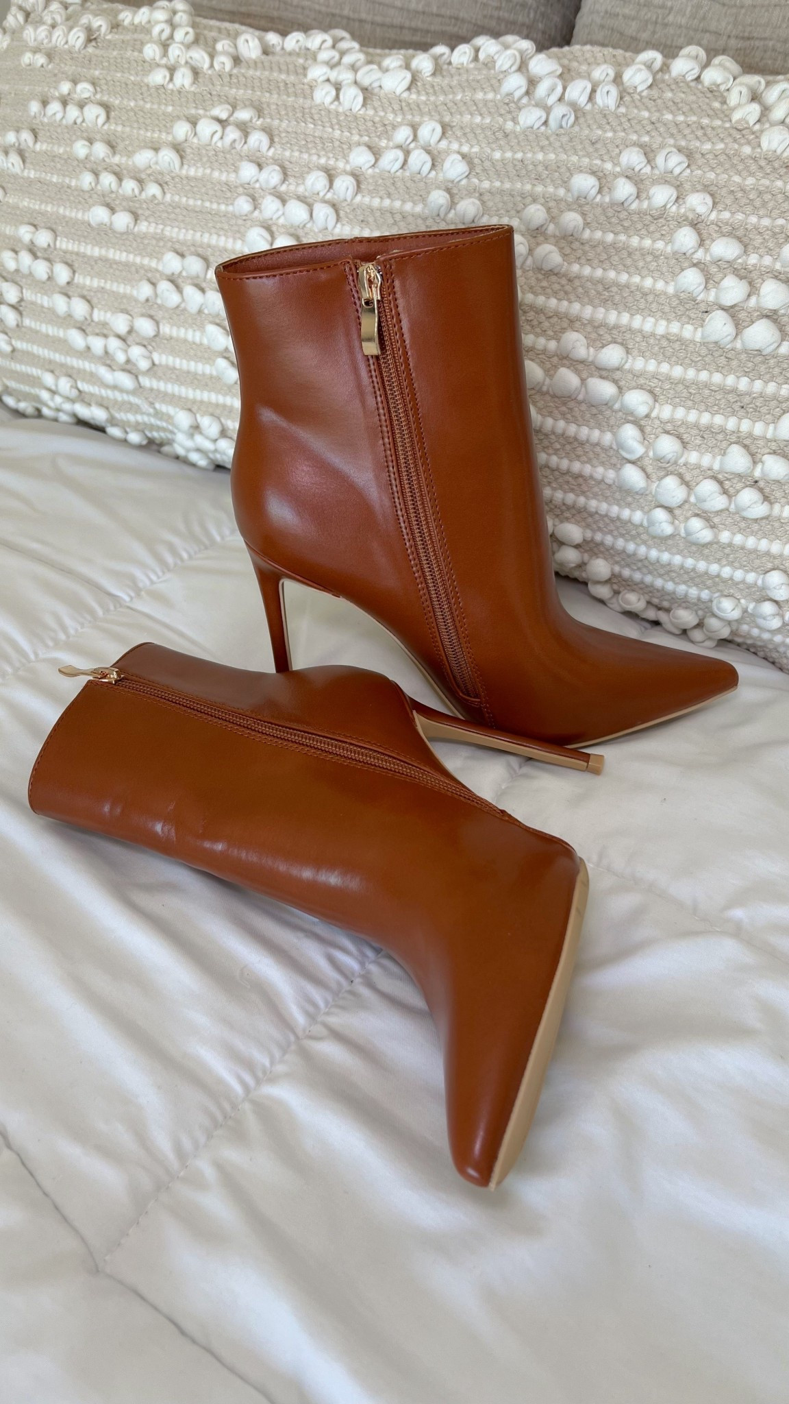 New fall boots! So cute and trendy! Size up .5 size

#LTKShoeCrush #LTKStyleTip #LTKSeasonal