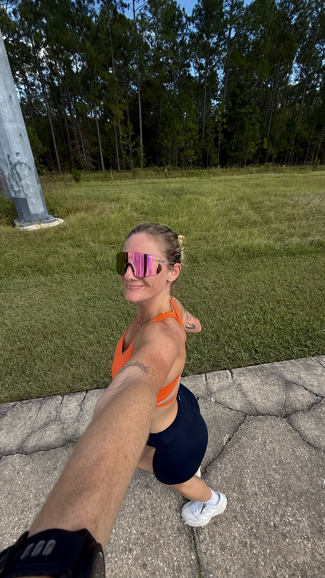 Heavy on the legs 😮‍💨

#LTKActive #LTKFindsUnder50 #LTKPetite