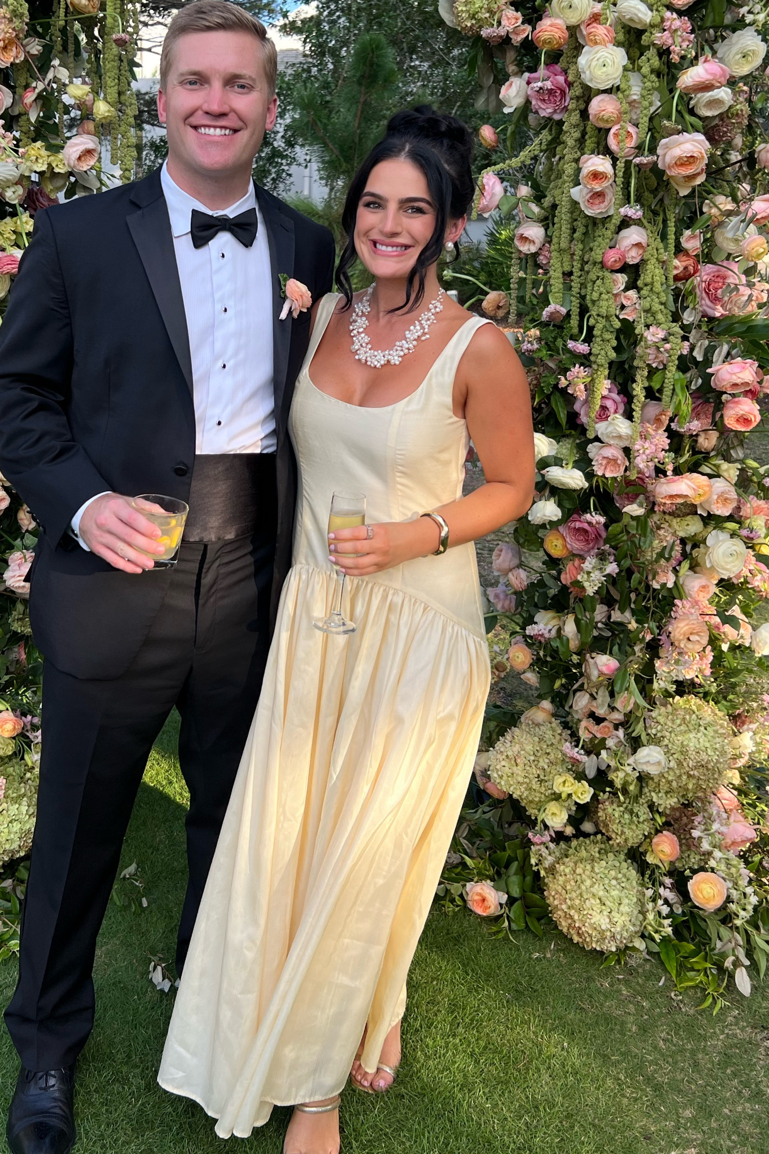 Beautiful pale yellow dress 

#LTKParties #LTKWedding #LTKStyleTip