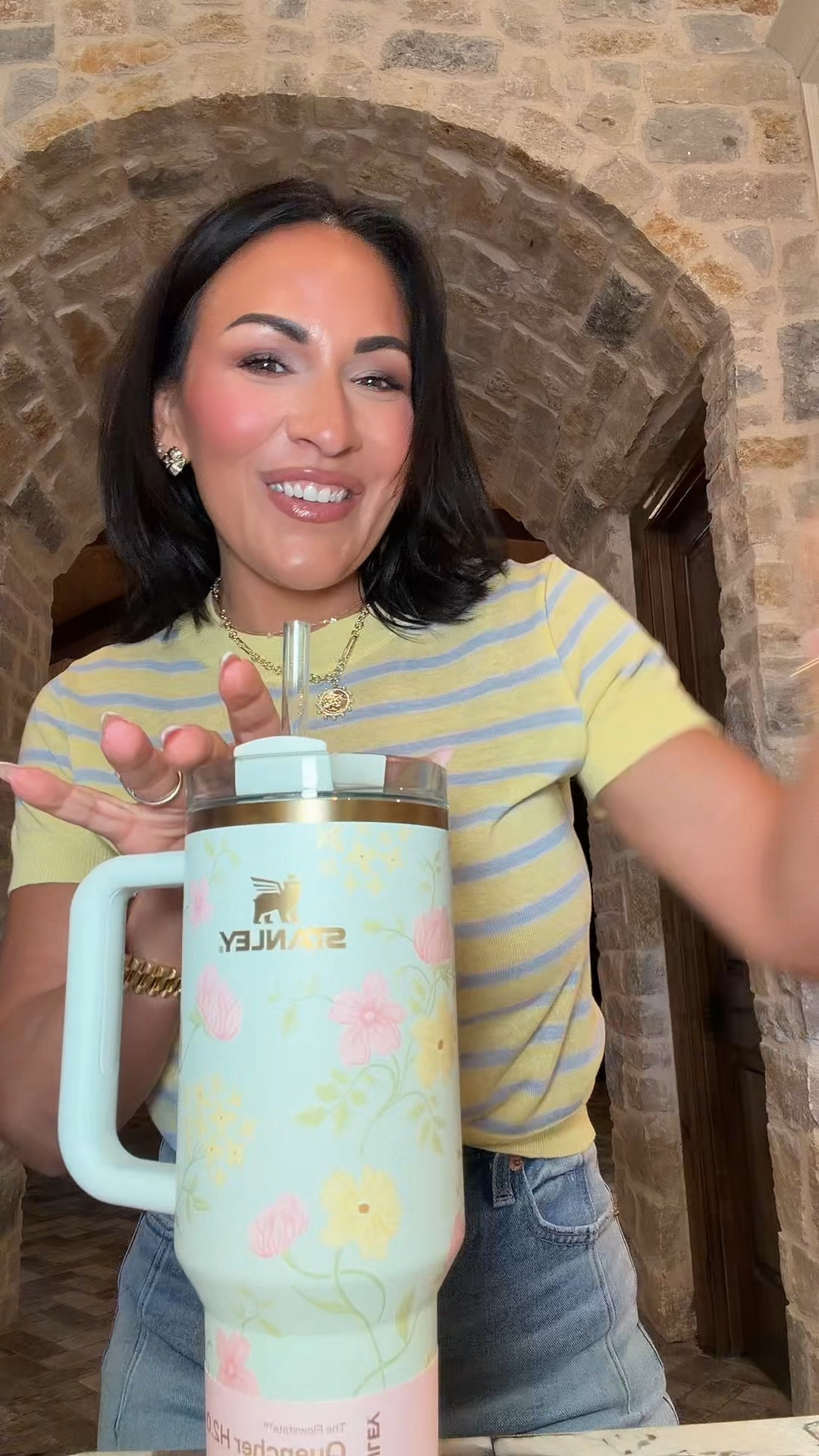 Absolutely in love with the Easter collection from @stanley_brand

This spring blossoms print is gorgeous! 

#stanleypartner