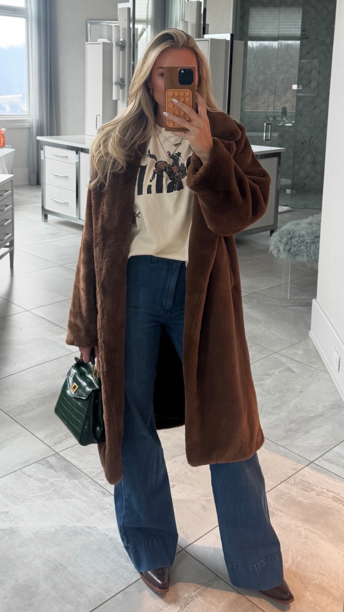 Love this coat 🤎

#LTKU #LTKootd #LTKgrwm