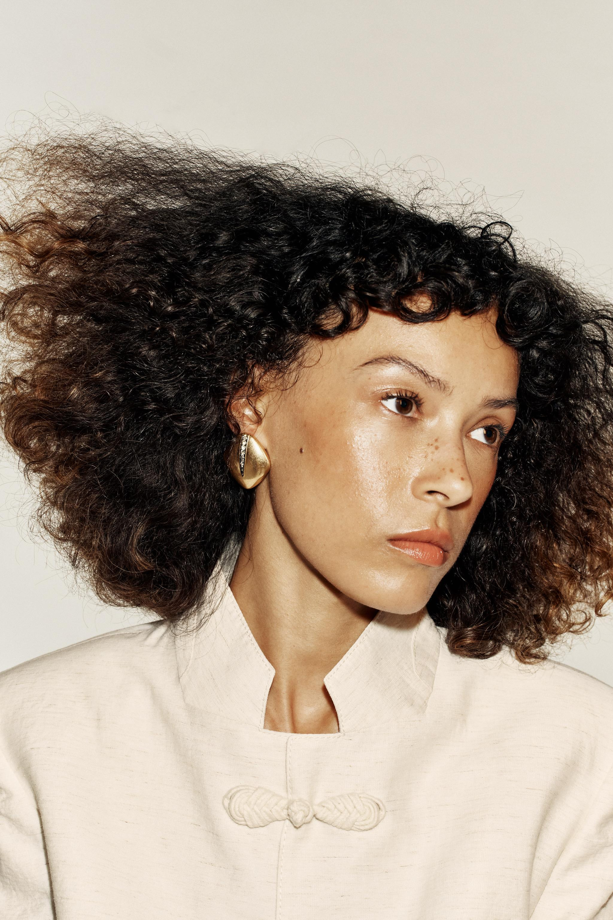 RHINESTONE DIAMOND STUD EARRINGS | Zara US