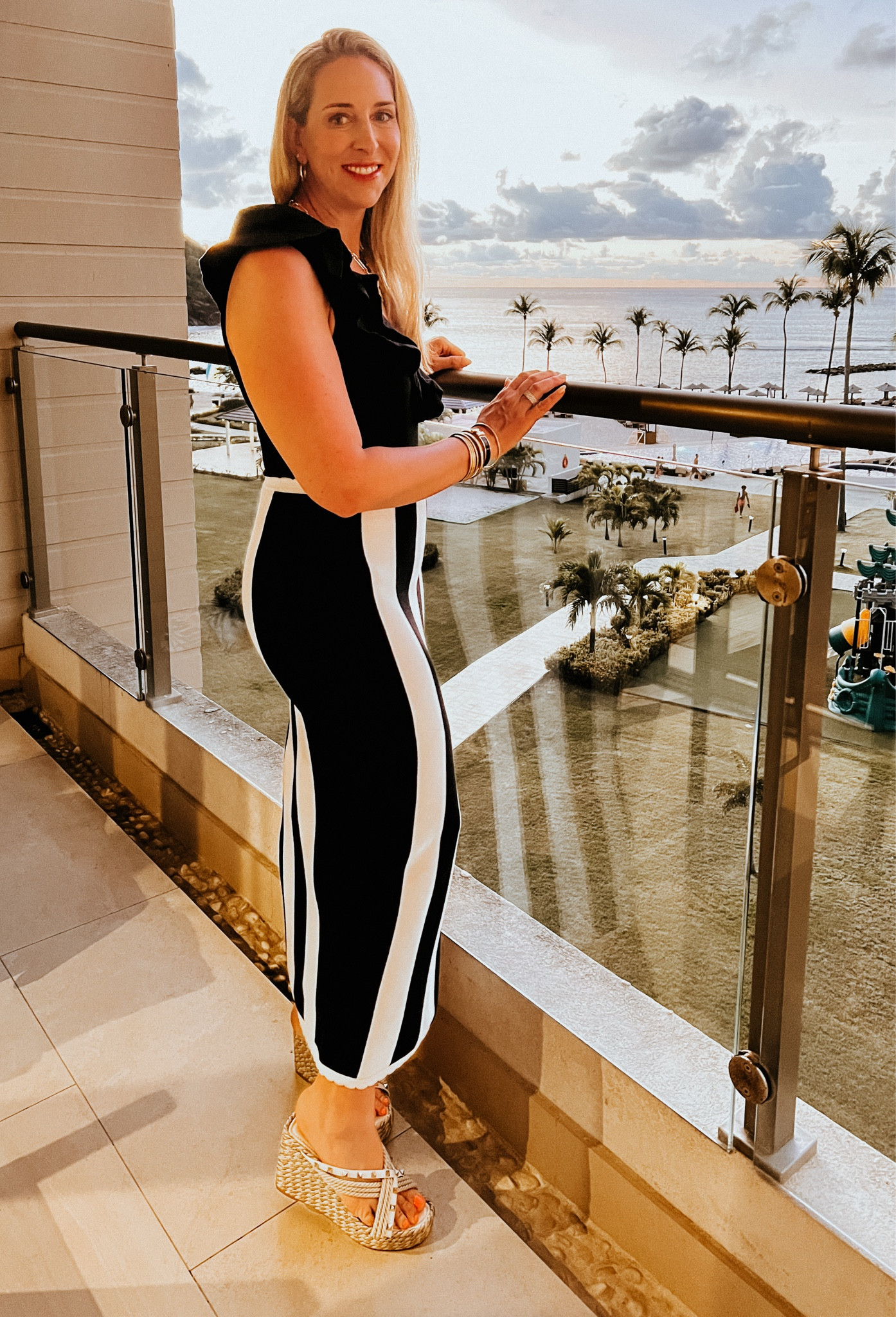 Spring break style
Maxi skirt
Resort wear
Skirt
Stripes
Skirt set


#LTKStyleTip #LTKSeasonal #LTKTravel