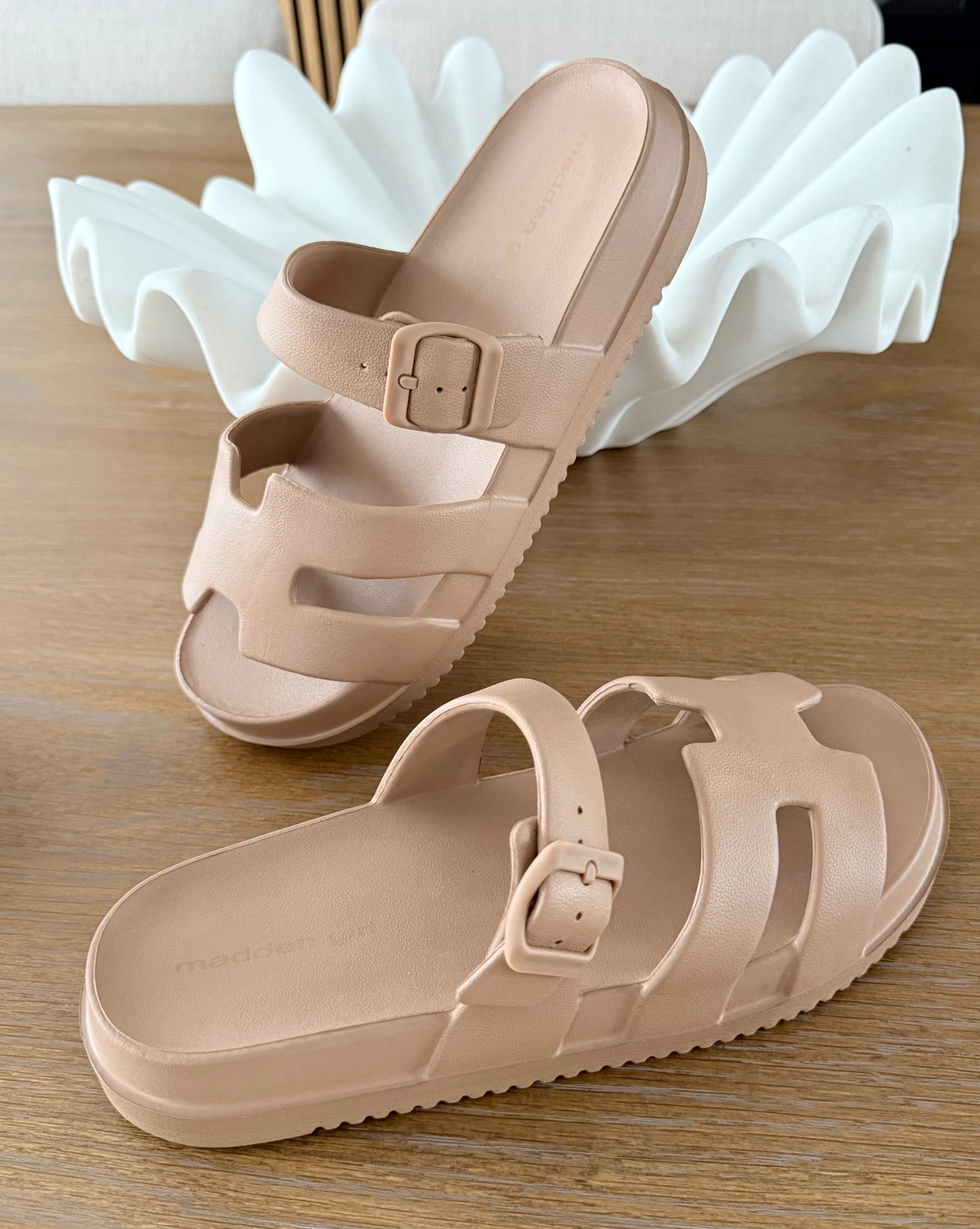Womens Platform Sandals With Arch Support, Summer Beach Slides Adjustable Buckle, Women Comfort Lightweight Thick-Soled Sandals,Sandalia De Mujer
Hermes Dupe 

#LTKTravel #LTKSaleAlert #LTKBeauty