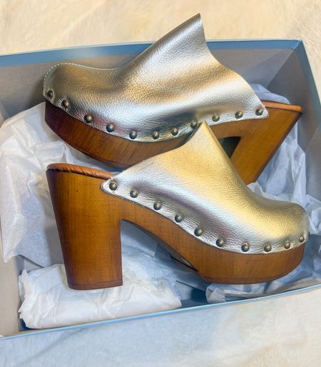 Seriously… how adorable are these clogs! I love the retro vibes. They are actually very comfortable (I was initially nervous about this, I’m a klutz!!)
Shoes, Clogs, 70’s vibes

#LTKfindsunder100 #LTKMostLoved #LTKshoecrush