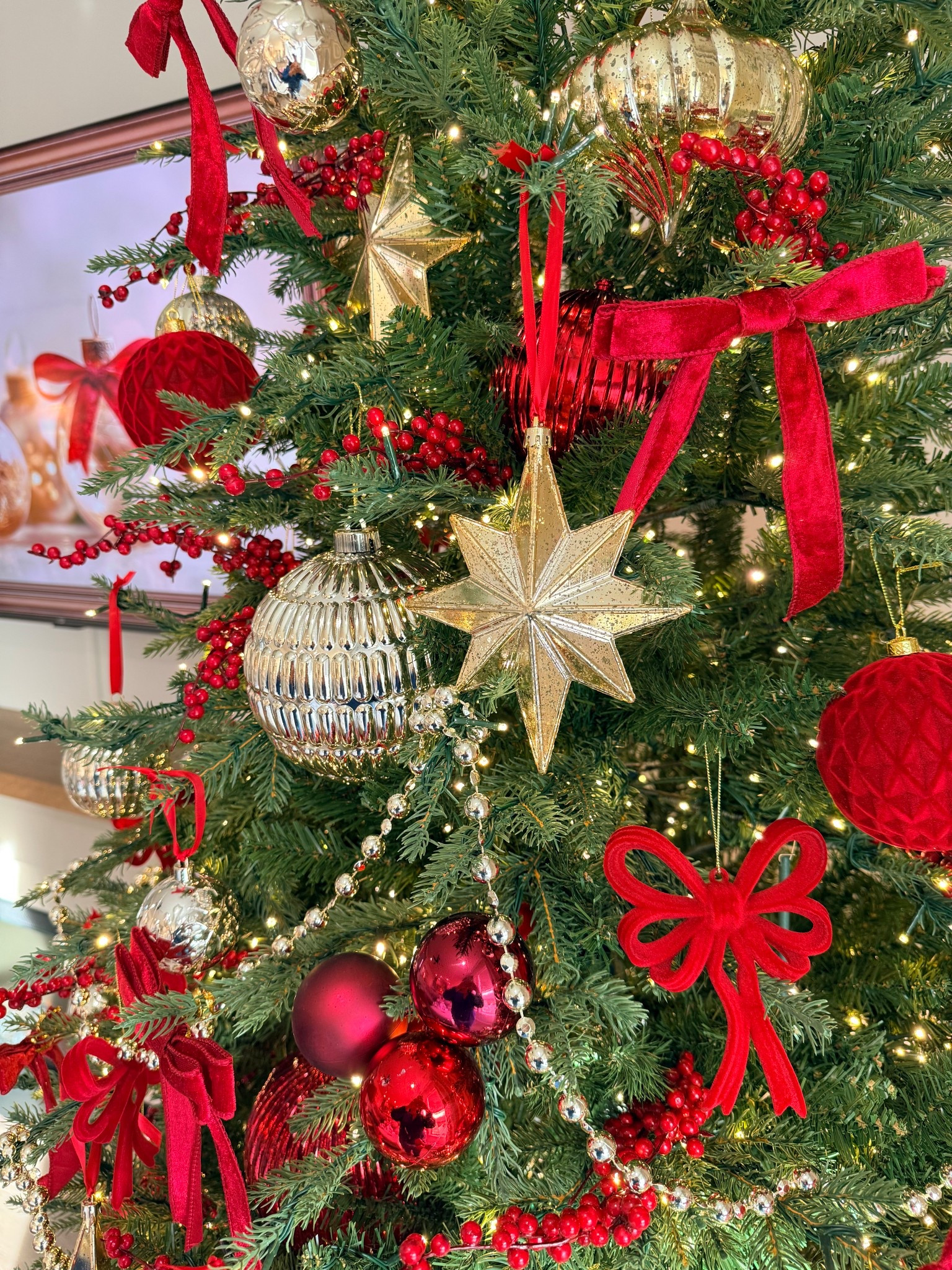 My Christmas tree 🎄

#LTKGiftGuide #LTKmomlife #LTKHoliday