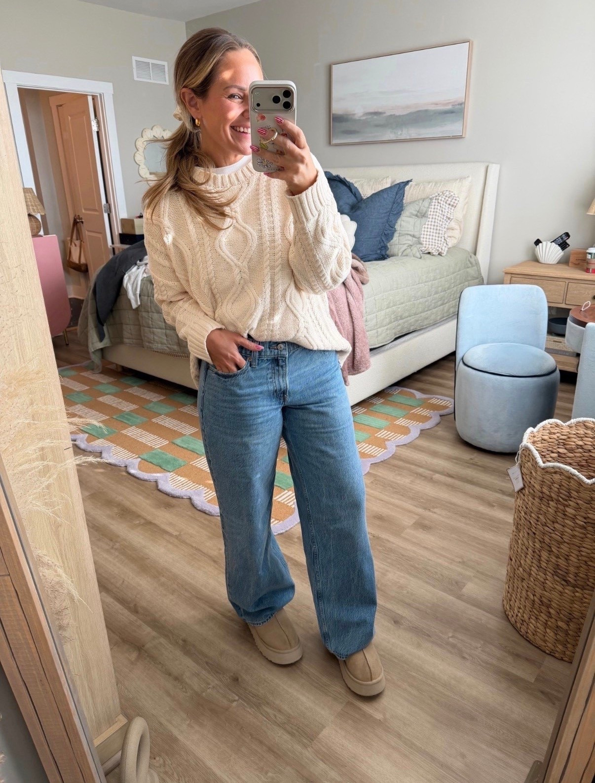 A classic cable-knit sweater + straight-leg denim is always a yes. This sweater is soft without being bulky, easy to half-tuck, and layers perfectly under coats. The jeans have that relaxed, everyday fit that still feels put together — finished with comfy neutral clogs for errands, school drop-off, or casual plans.

cable knit sweater, classic fall outfit, straight leg jeans, everyday denim, casual mom outfit, neutral outfit ideas, cozy winter outfit, petite friendly denim