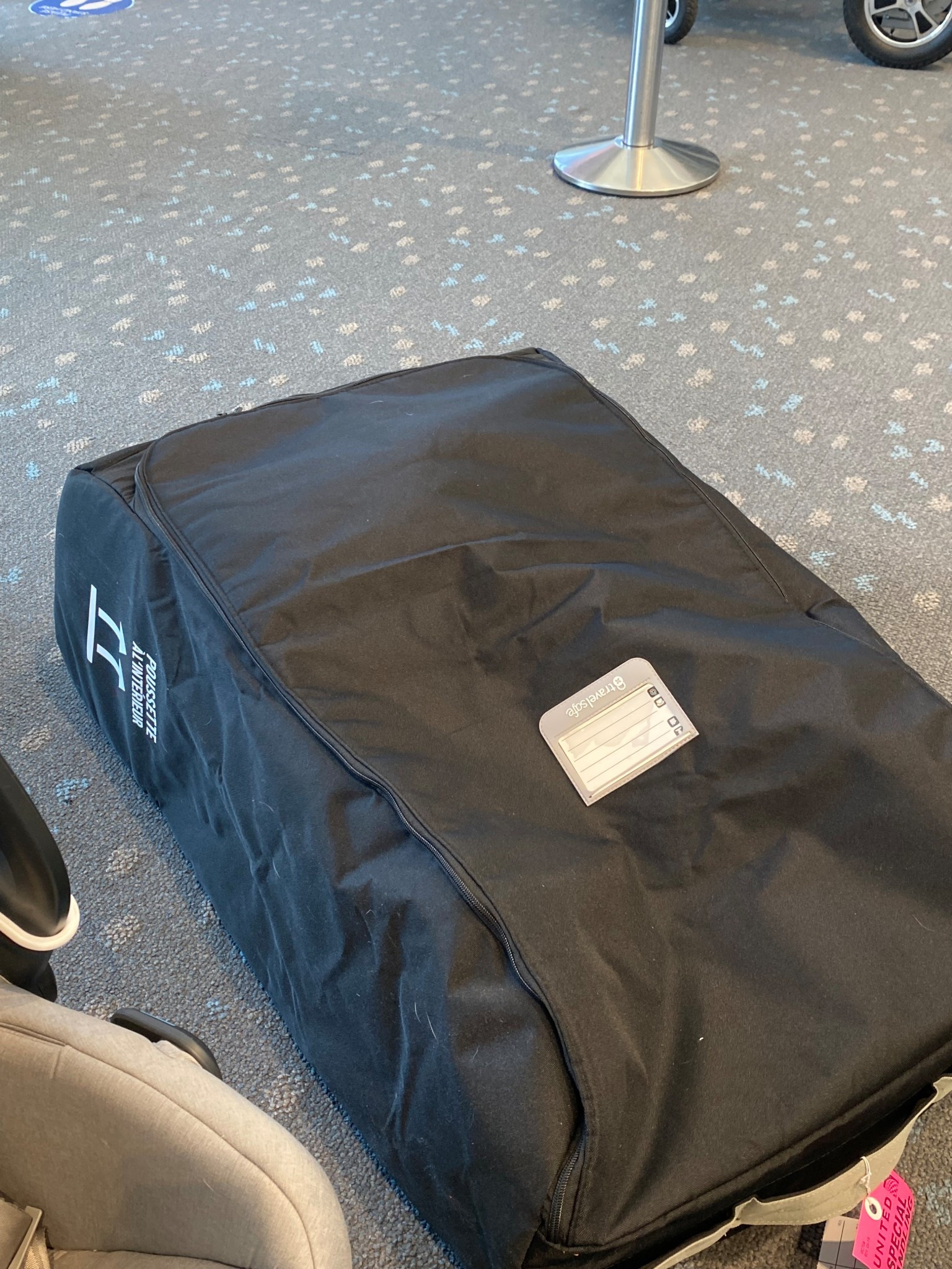 Uppababy dupe bag! Good for Vista and Cruz 
I love this bag, keeps our stroller with no demage! 
#uppababy #stroller 

#LTKTravel #LTKKids #LTKBaby