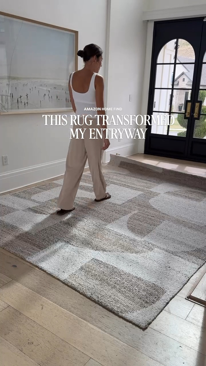 This rug transformed my entry way!! 

@amazon @amazonhome

Neutral rug, geometric rug, living room rug, Amazon finds, entry way decor 

#LTKHome #LTKdayinmylife #LTKSeasonal