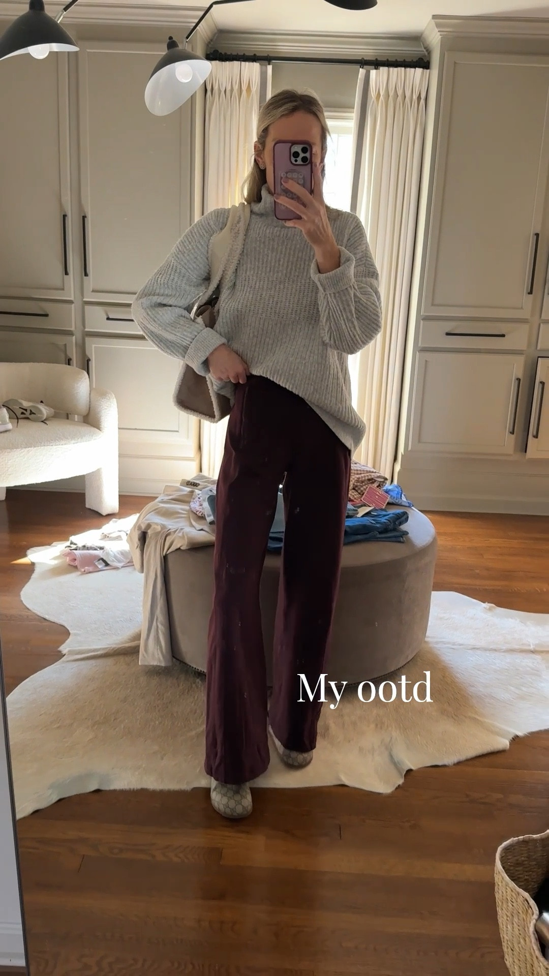 When you are stopped 2x at Publix for your outfit it’s a good one!

Size XS pants 
Size L sweater