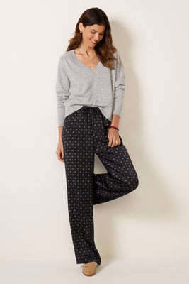 EVEREVE Women's Kali Satin Pants, Size Large, Print Black | Evereve
