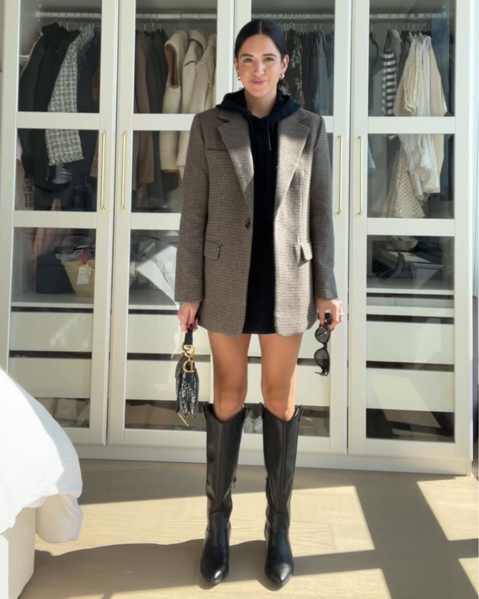 Small sweater 
XSmall blazer 
 
Fall outfits, blazer, sweaters 

#LTKfindsunder100 #LTKSeasonal #LTKstyletip