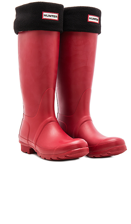 Hunter Boot Socks in Black. - size L (also in XL) | Revolve Clothing