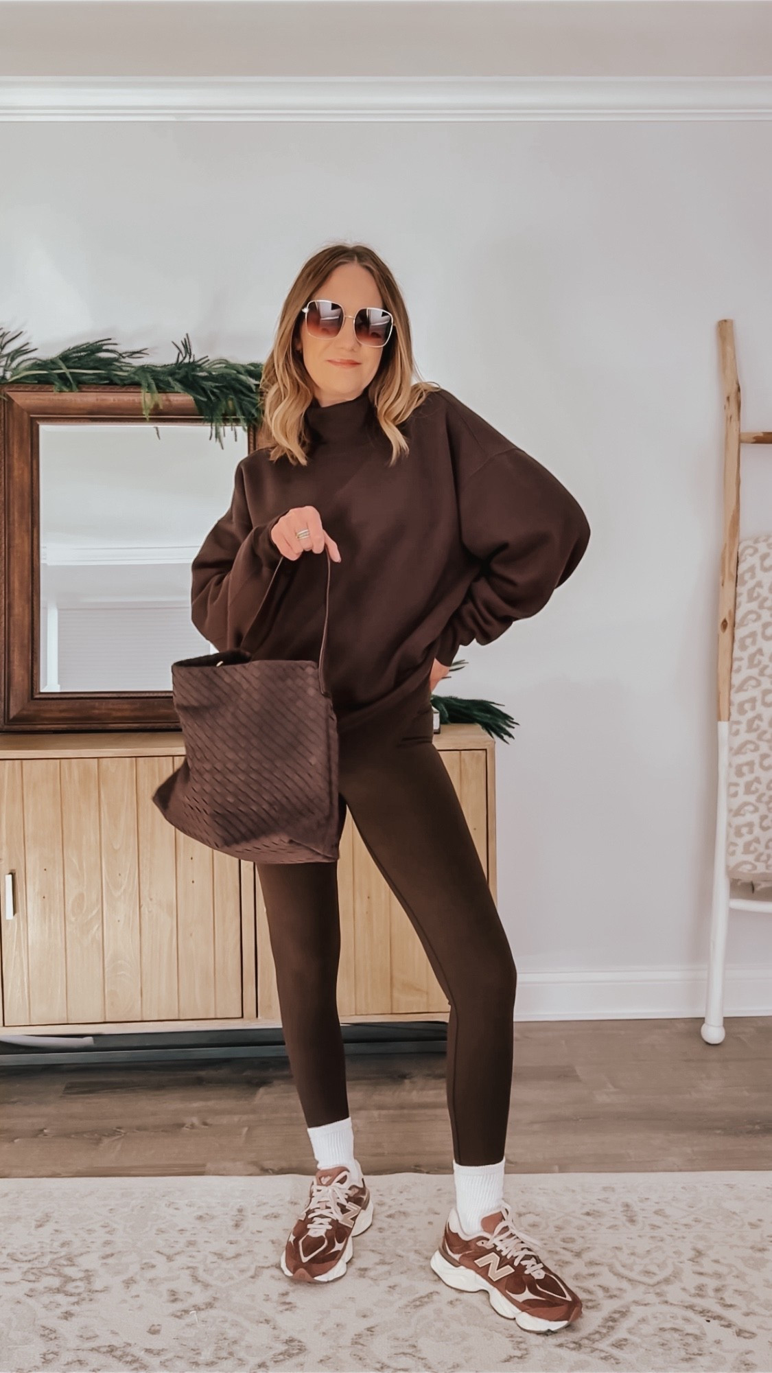 Chocolate brown is trending and I am here for it👏🏼🤎🫶🏼🧸 This monochromatic @aerie set is perfect: comfortable, modern, effortlessly chic. It has total rich girl, bougie mom vibes and I’m obsessed. And I genuinely reserve that word for where it’s very much warranted. This is definitely one of those situations.

#LTKGiftGuide #LTKootd #LTKmomlife