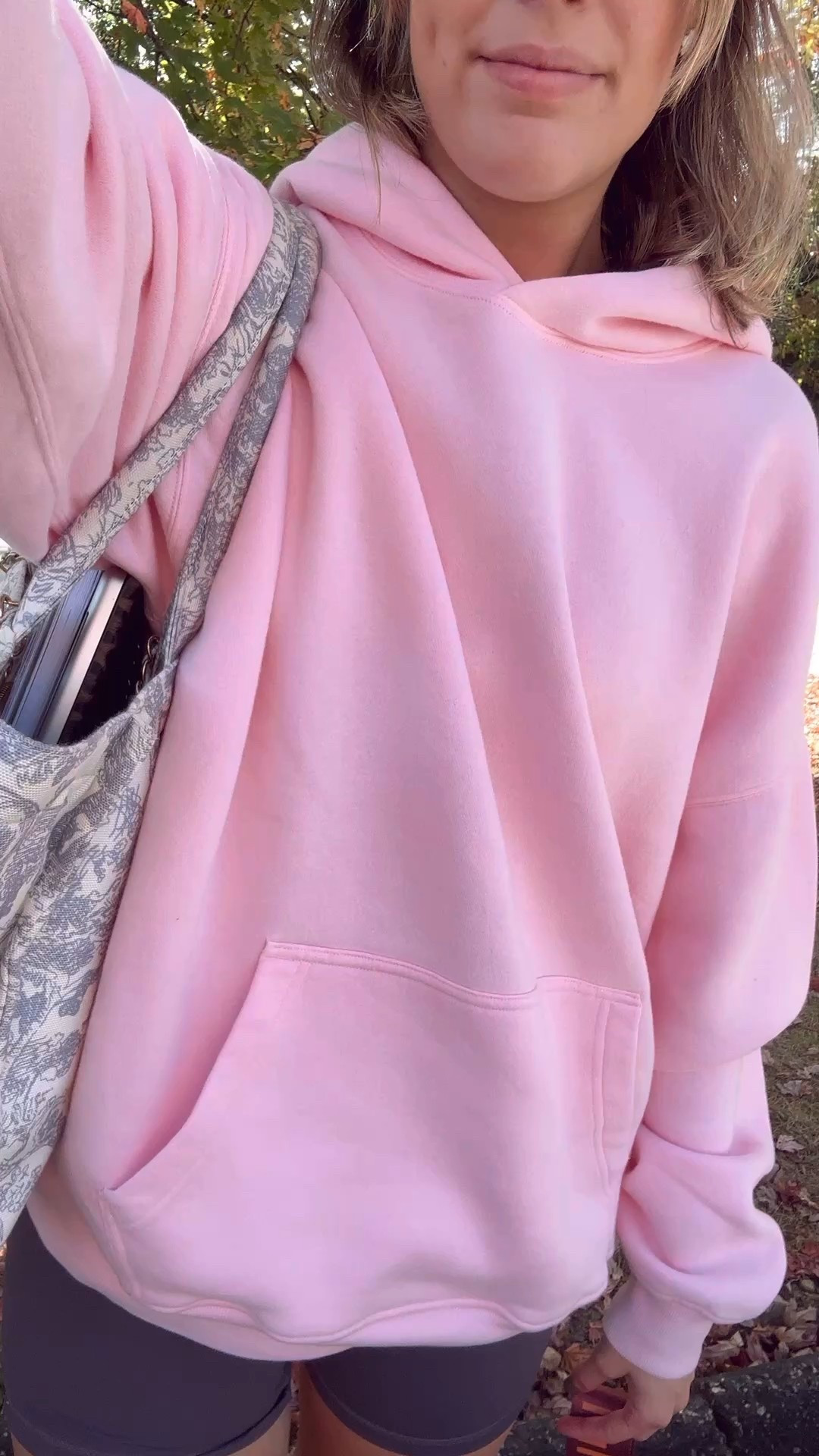 Cozy OOTD

cozy hoodie, comfy hoodie, spandex, blue and white purse 

#LTKFindsUnder100 #LTKSeasonal #LTKTravel