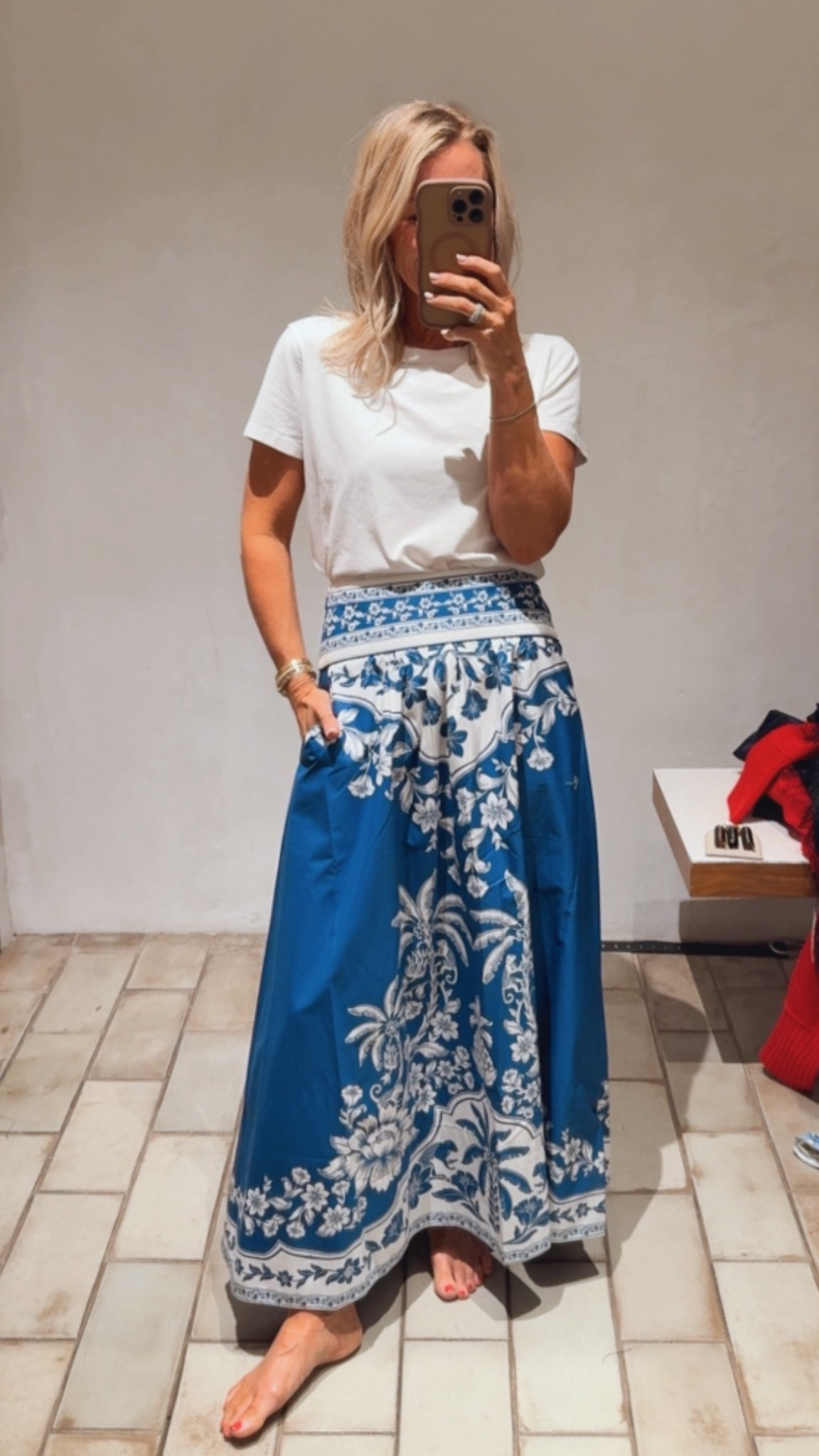 Adore this resort skirt!! Poplin cotton with the cutest print & elastic back. I’m on an xs

#LTKHoliday #LTKootd #LTKOver40