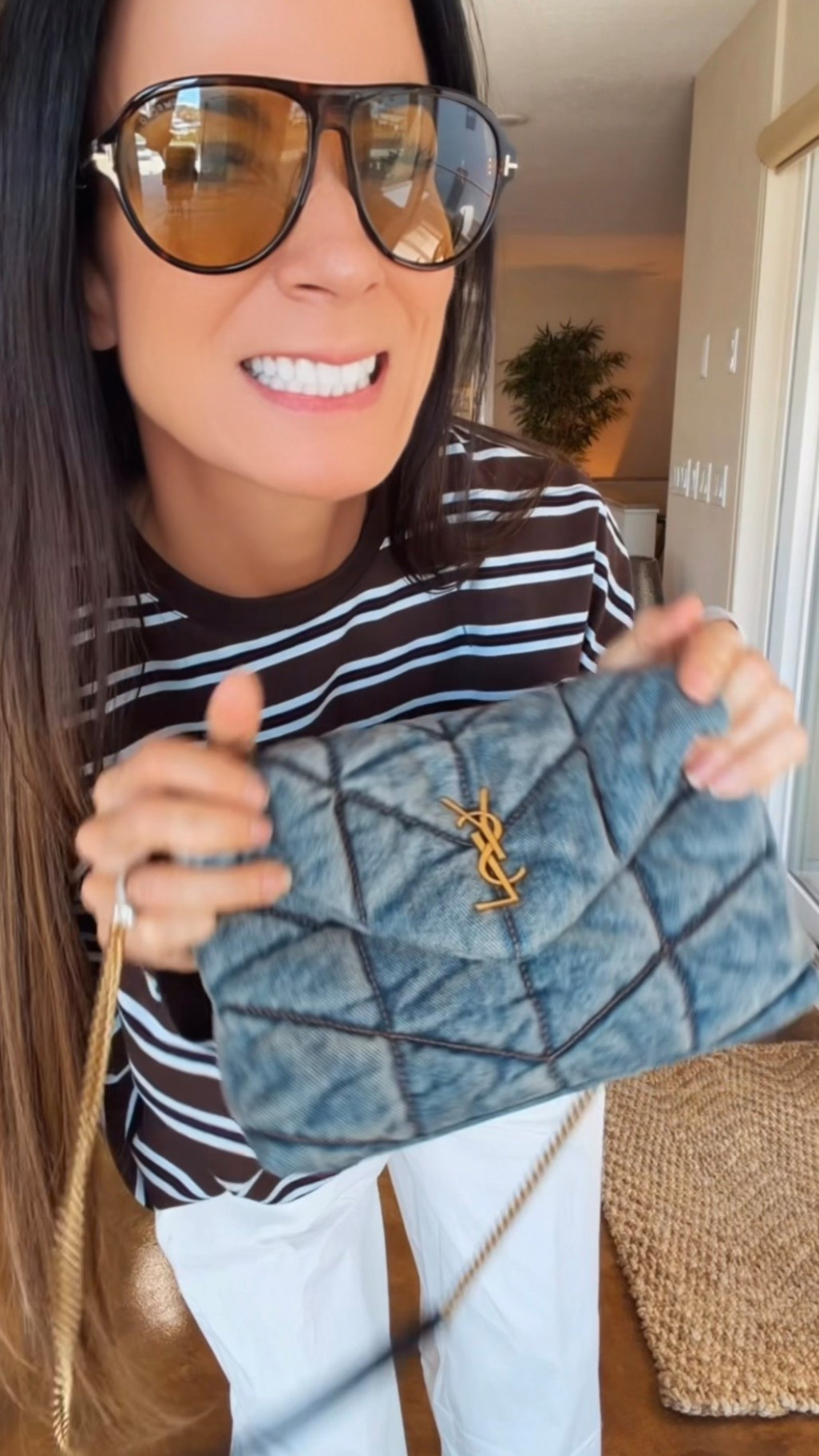 The relaxed striped tee + these perfectly slouchy trousers = that cool-girl, off-duty vibe that somehow still looks polished. Add a chic flat and a mini bag and suddenly we’re out the door looking like we had a plan all along 💅

Comfort? ✔️
Chic? ✔️
Running errands but still serving? Always.

She’s easy, she’s wearable, and she’s on repeat this season 🤍

Wearing XXS

#NicoleColeeStyle #EffortlessChic #EverydayElevated #NeutralStyle #LTKStyle

#LTKootd #LTKdayinmylife #LTKgrwm