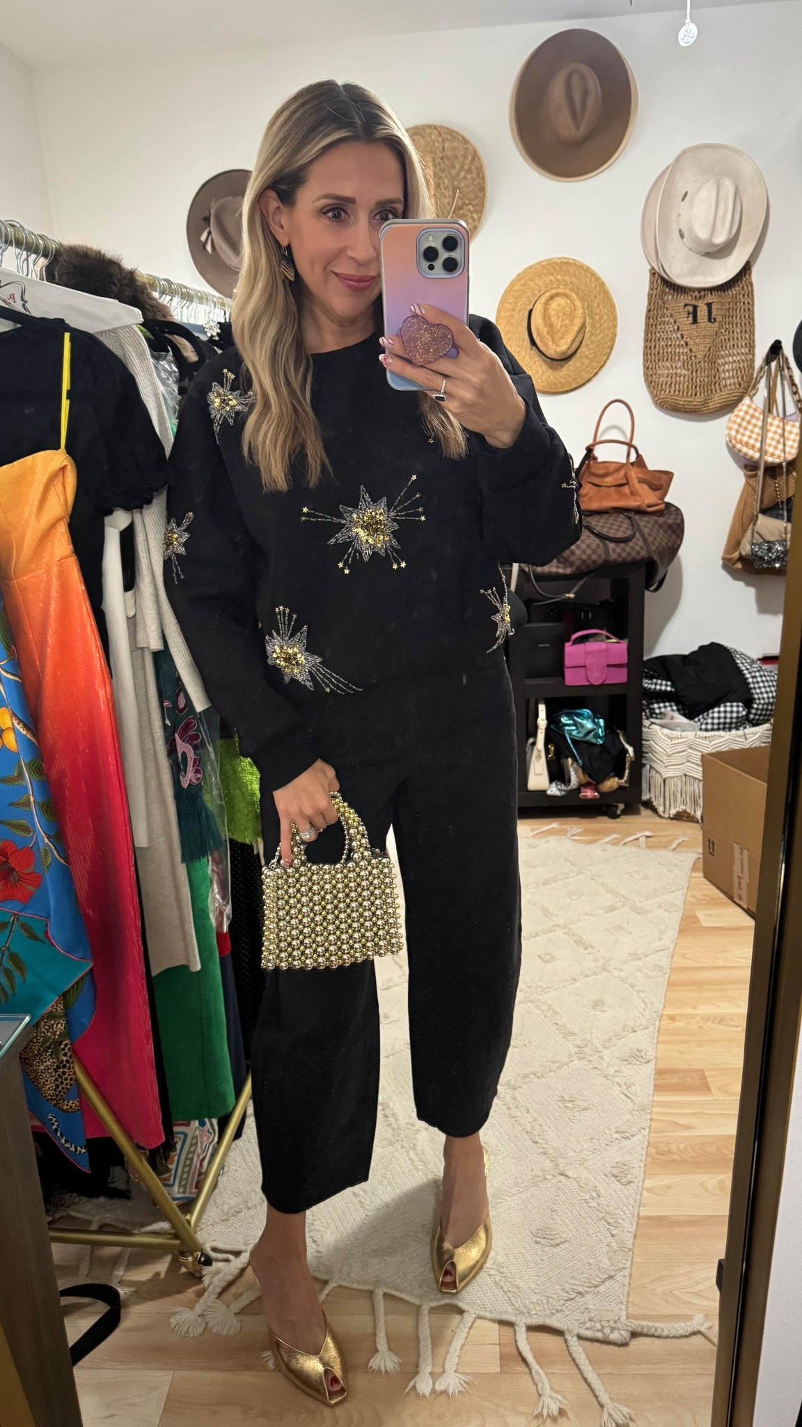 Sadly the sweatshirt is sold out but these affordable barrel jeans are not! Wearing a size 6 and run true to size. Paired with some fun gold mules for the holidays 🎄

#LTKHoliday #LTKootd #LTKSeasonal