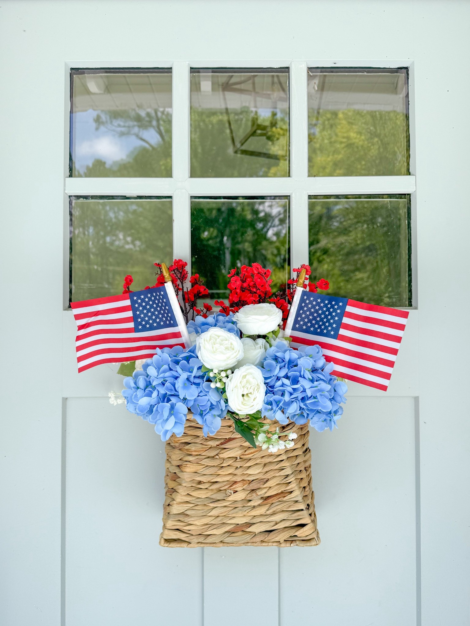Americana Memorial Day front porch decor // patriotic porch decor 







Amazon home 
Amazon finds 
Fourth of July 
Summer decor
Red white blue 
Patriotic wreath 
Home decor

#LTKFindsUnder50 #LTKSeasonal #LTKHome