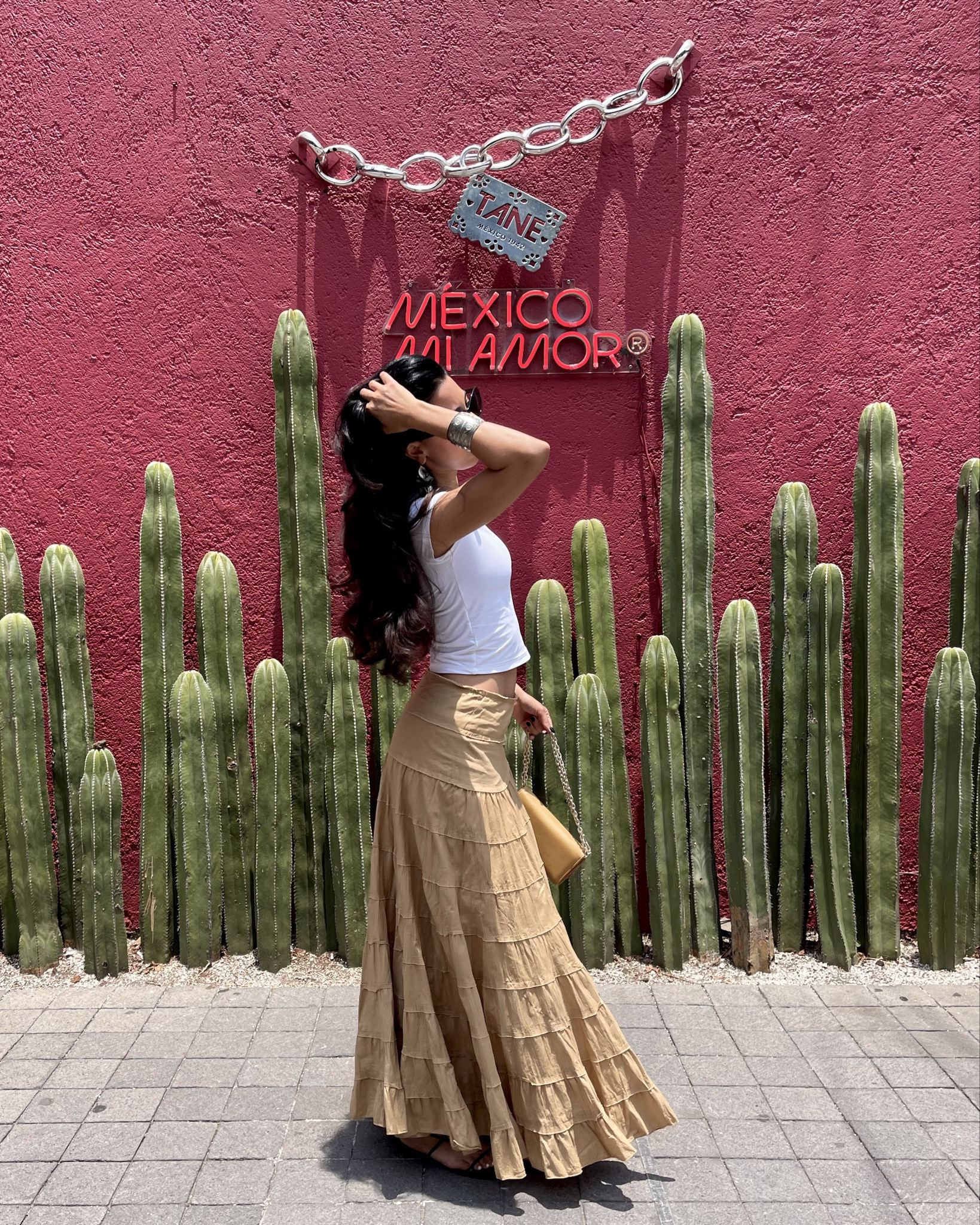 Casual Outfit to explore Mexico City 🇲🇽 | petite mom with a passion for sharing beauty, fashion, & home inspo | Follow @jully.gabriely on Instagram & TikTok  #momstyle #minimalistic #styleinspo #LTKMostLoved #mexicocity #CDMX 

#LTKStyleTip #LTKSummerEdit #LTKU