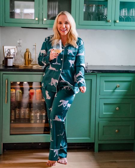 Petite Plume Black Friday sale. Size small. Silk pajamas. Pajama sale.
Festive pajamas. The sitewide sale will last from 11/15 to 11/26. Use code BLACKFRIDAY at checkout for 20% off. Starting 11/27 use code LAURENW15 for 15% off 

#LTKGiftGuide #LTKCyberWeek #LTKsalealert