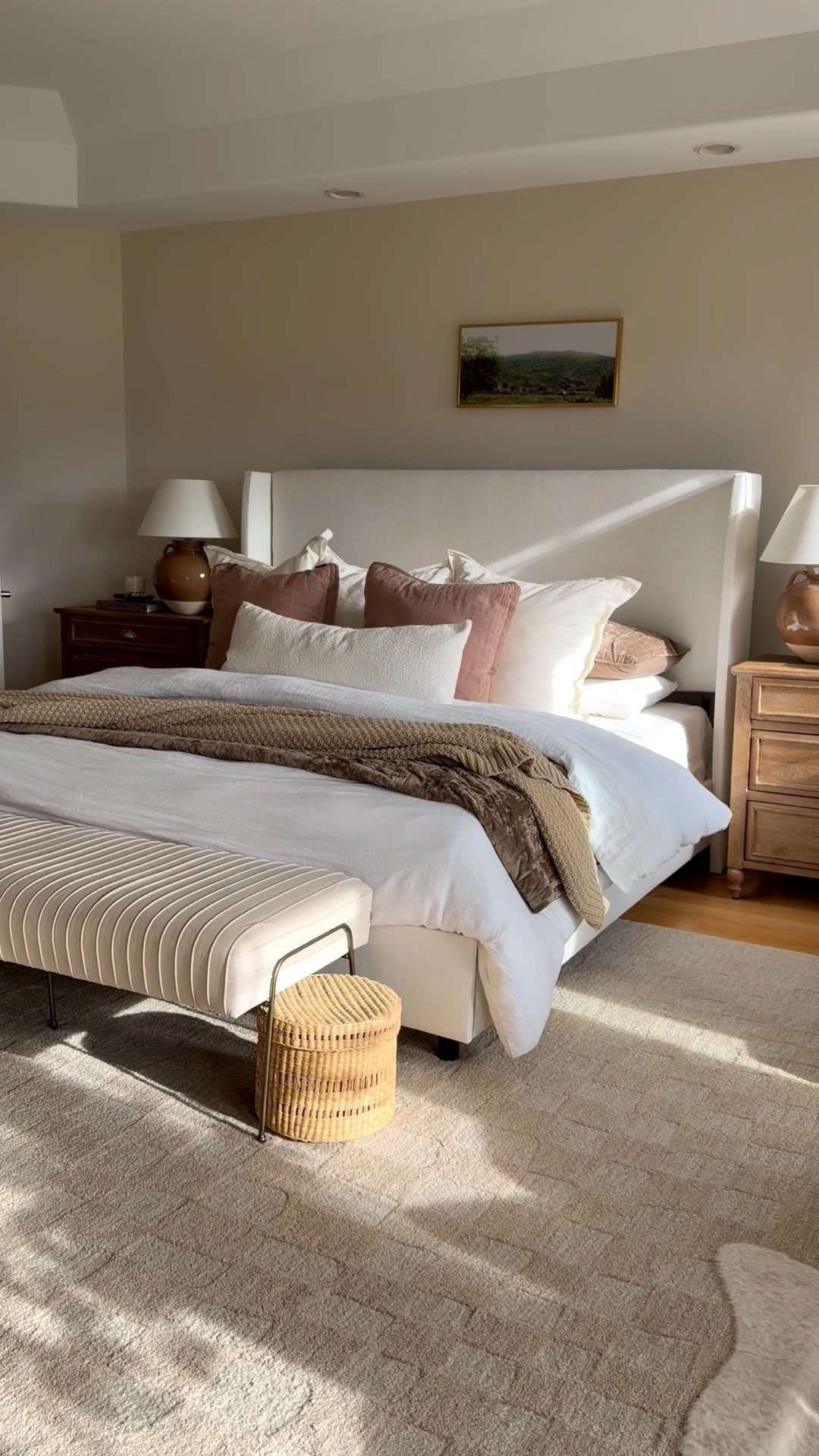 The little details that make a bedroom feel elevated 🤍
Everything is linked here on LTK.

#LTKHome