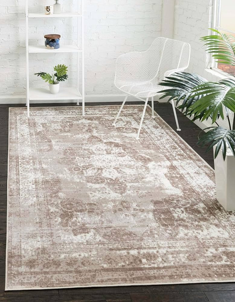 Unique Loom Sofia Collection Area Rug - Salle Garnier (4' 1" x 6' 1" Rectangle, Beige/ Ivory) | Amazon (US)