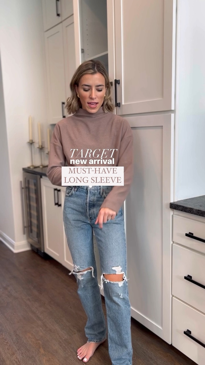 Wearing size small
Mock neck turtle neck- soo cozy, an essential this fall 
Vest size XS 

#LTKSeasonal #LTKfindsunder50