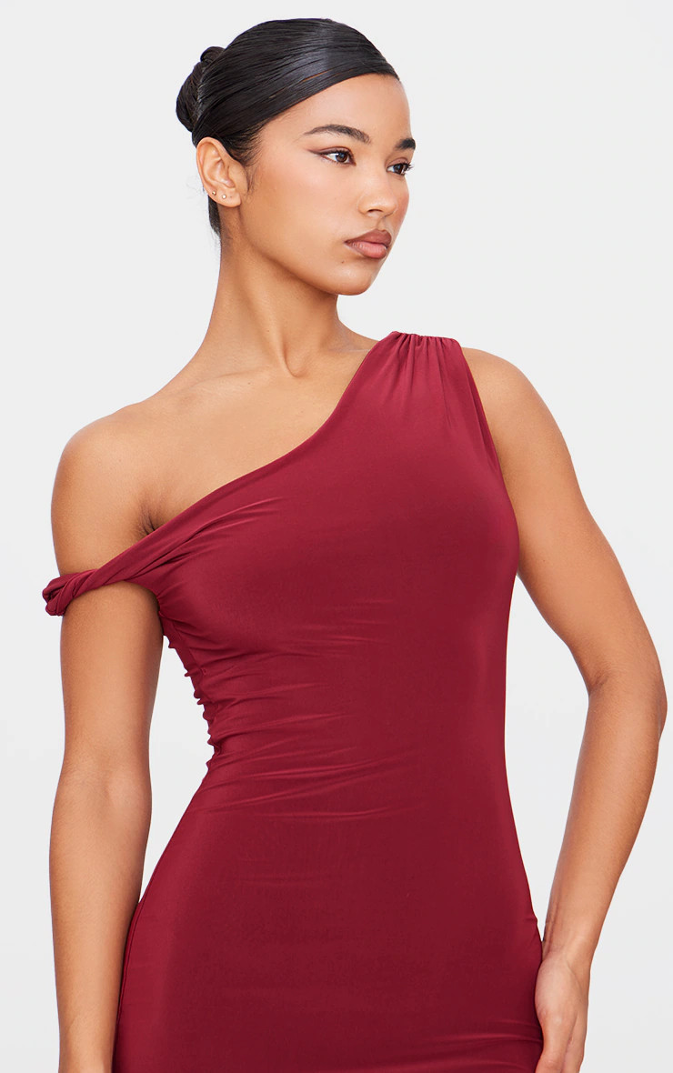 Burgundy Double Layer Slinky Twist Bodycon Dress | Pretty Little Thing (Australia & New Zealand)