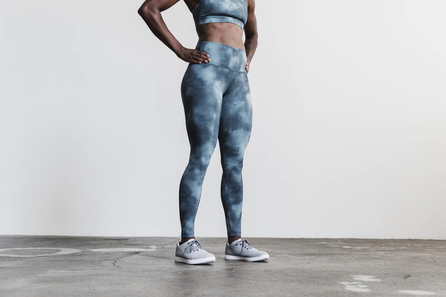 HIGH-RISE TIGHT (TIE-DYE) | NOBULL
