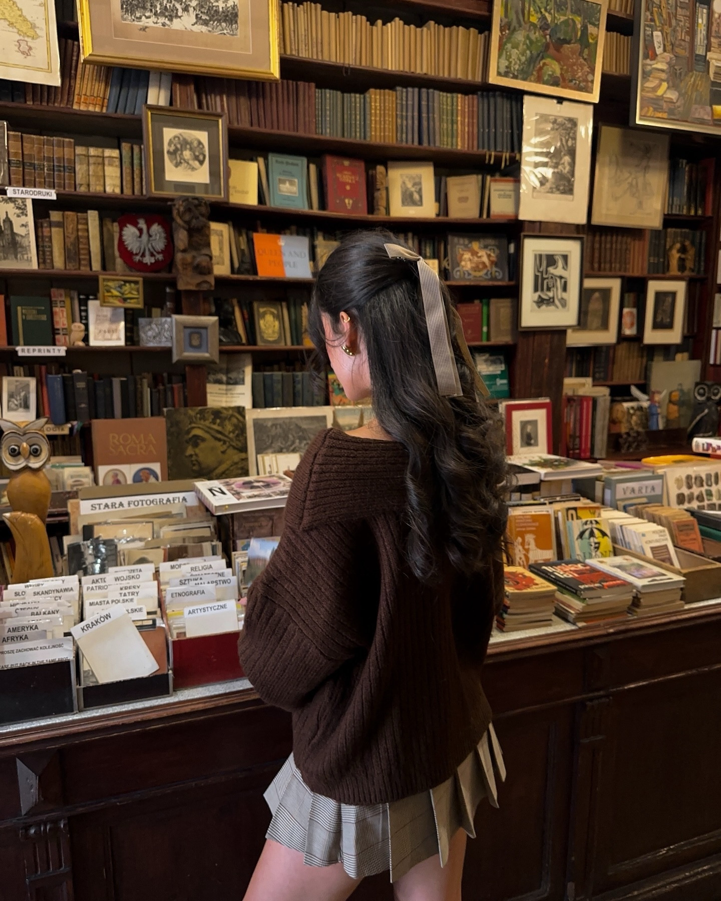 meet you at the bookstore 🧸🍂⭐️