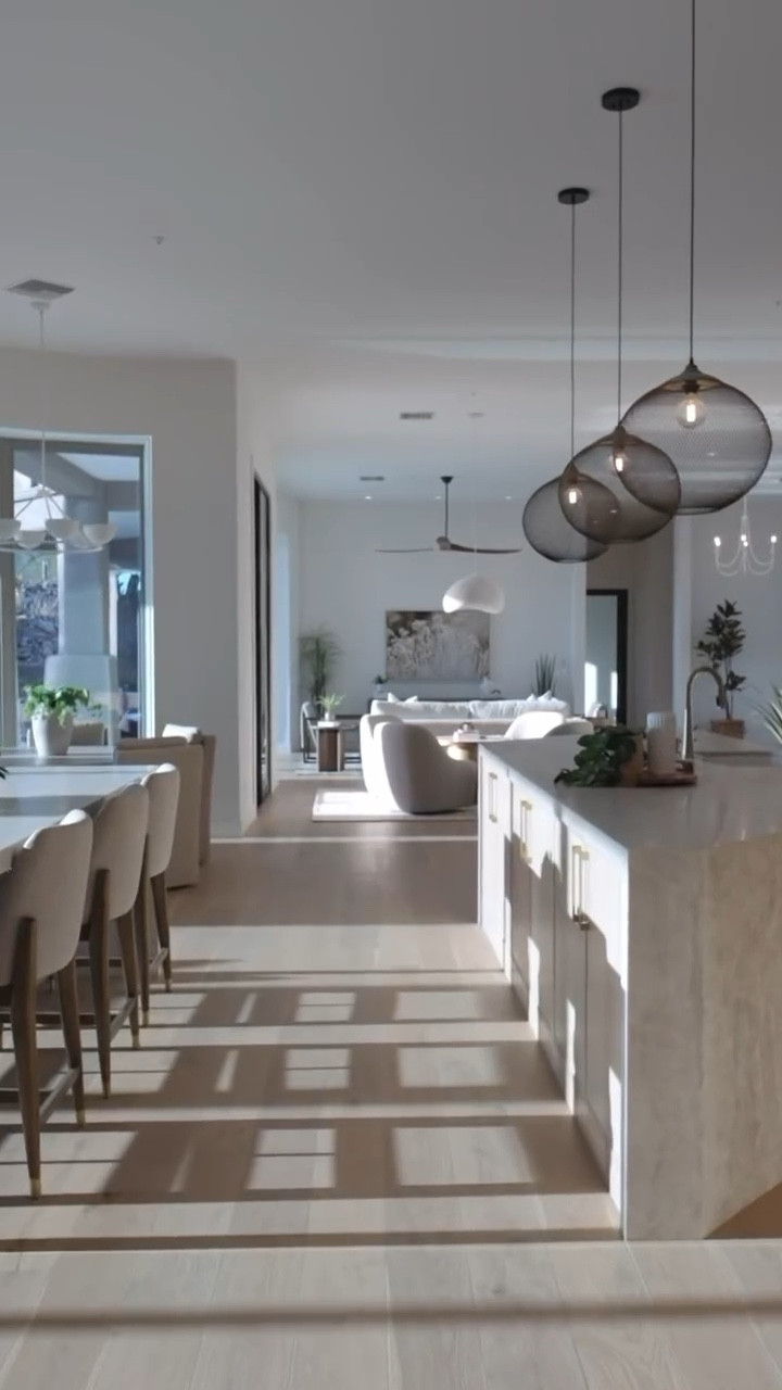 That’s all. 🤷🏻‍♀️ #mondaymood

#interiordesigner #mondaymotivaton #interiordesignerlife #homedecor #livingroomideas #kitchenideas #kitchendecor #homegoods #targetfinds #designtips #olivetree #costcofinds