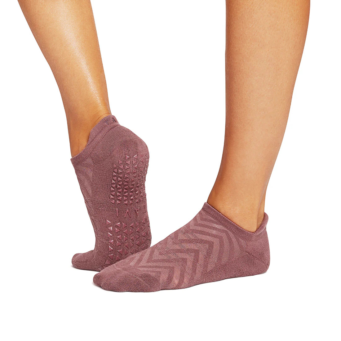 Savvy Breeze Grip Socks | Tavi