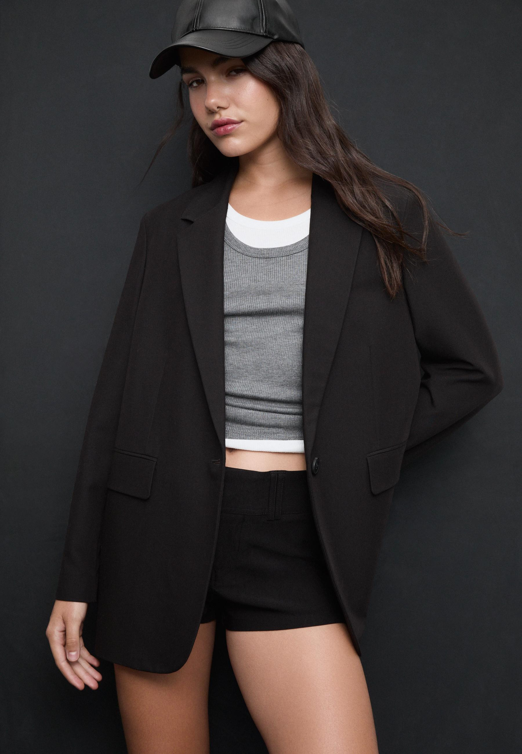 Regular fit blazer - Women's Blazers | Stradivarius United Kingdom | Stradivarius (UK)