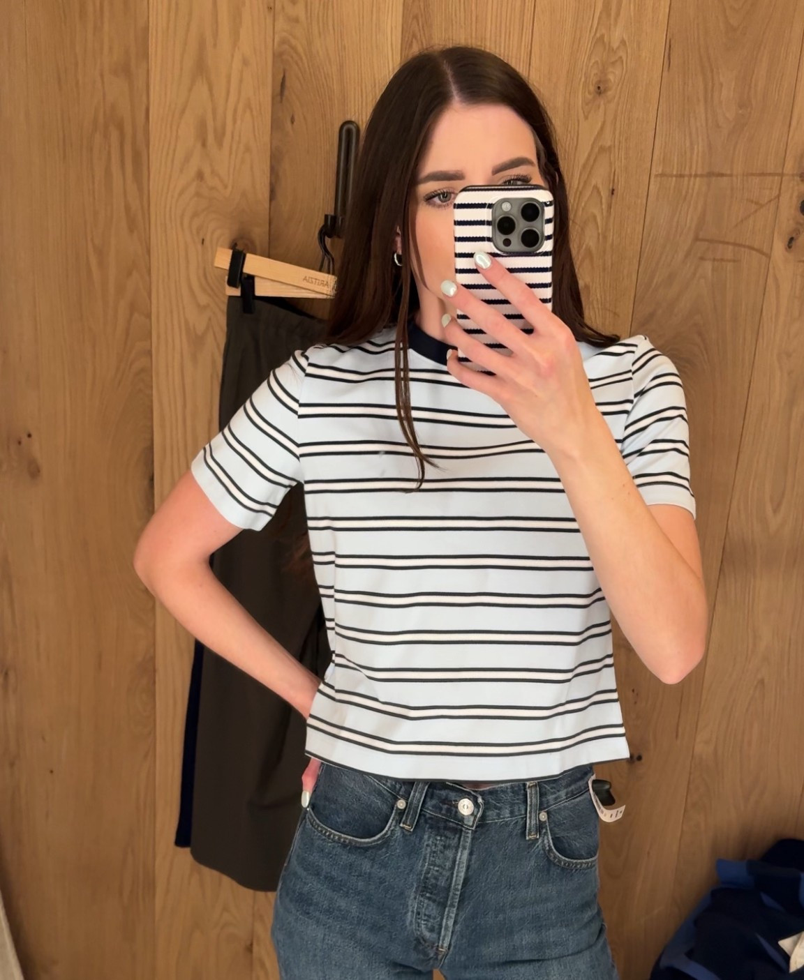 I’m a striped shirt girl through and through. Love this cute short sleeve t-shirt that I tried on at Aritzia!

#aritzia #springfashion


#LTKTall #LTKSeasonal