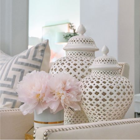 White ginger jars, spring decor 