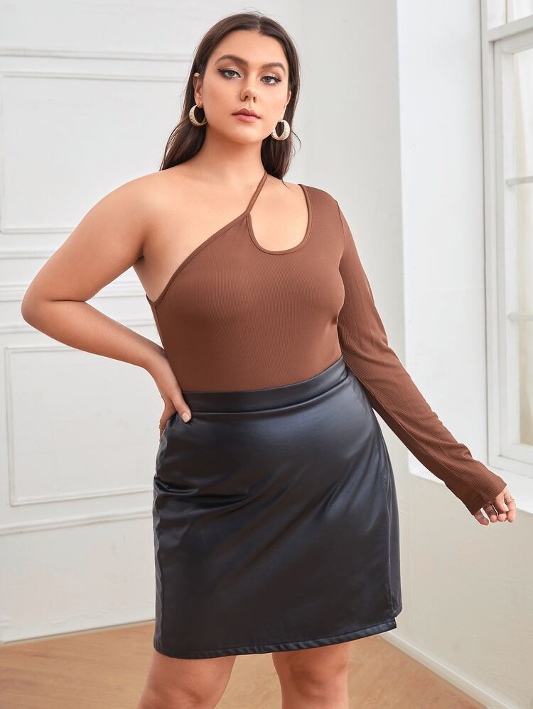 Plus Cut Out One Shoulder Solid Top | SHEIN