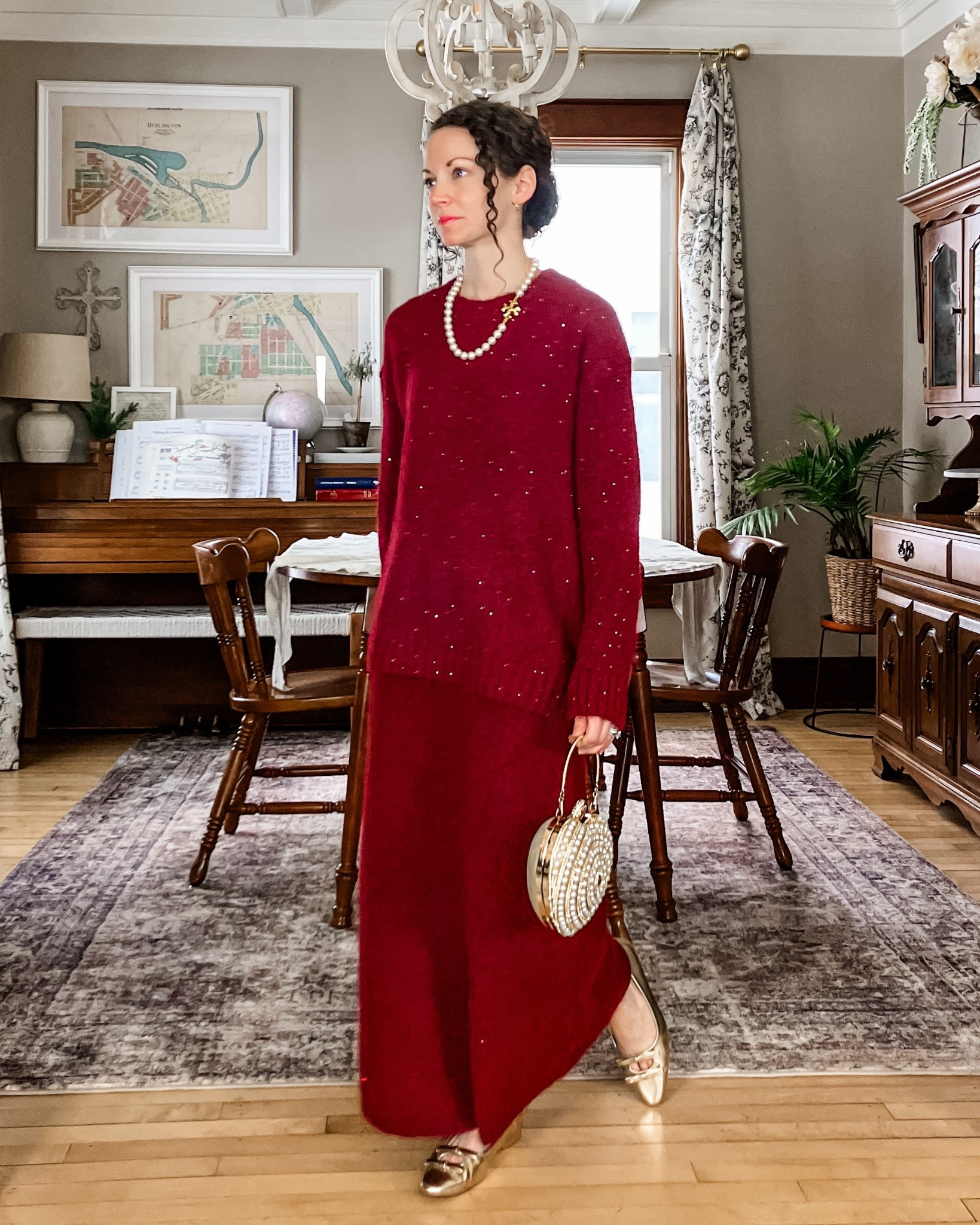 Sweater knit set for Valentine’s Day!
Burgundy sweater knit top and skirt from Chicwish. 
Necklace from Tory Burch (linking this year’s version, mine is old). 
Heart purse from Chicwish. 
Gold leather ballet flats from C.Paravano. 
Petite outfit. Classic outfit. Modest outfit. Valentine’s outfit. Winter outfit. 

#LTKOver40 #LTKmomlife #LTKValentine