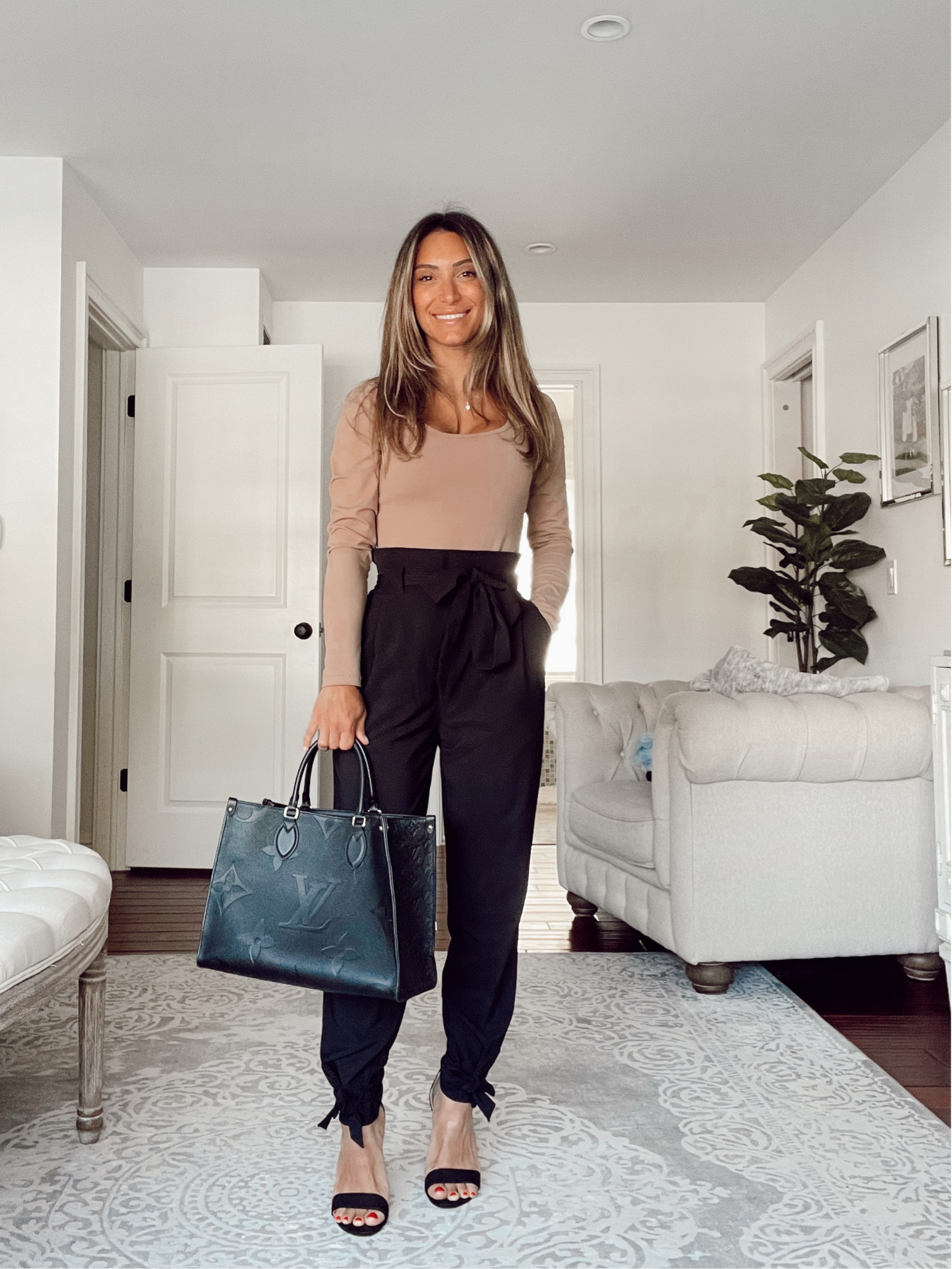 A fee closet staples  

#LTKBeautySale #LTKstyletip #LTKsalealert