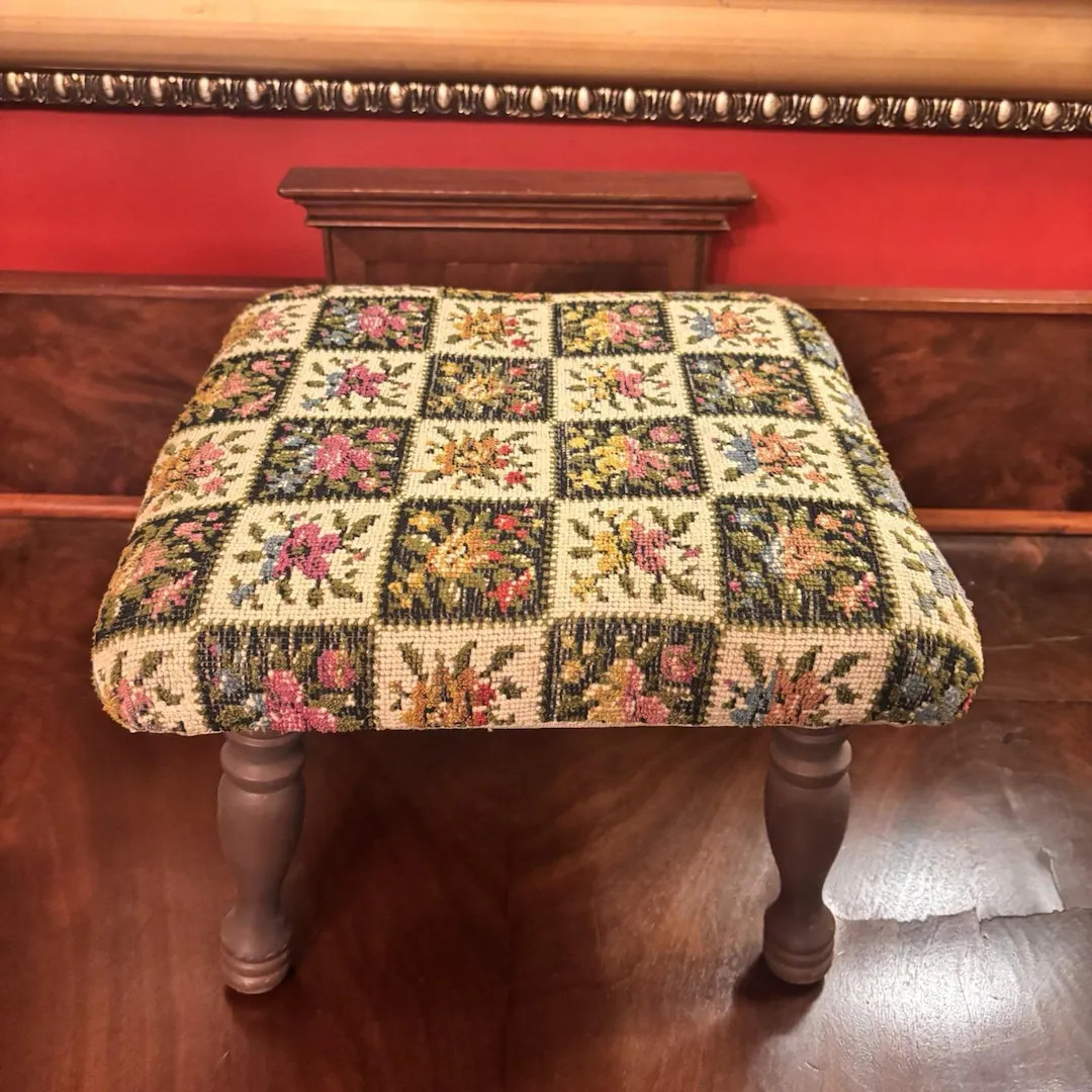 Vintage Wood Footstool Spindle Legs Floral Tapestry Upholstered 12x12 - Etsy | Etsy (Global)