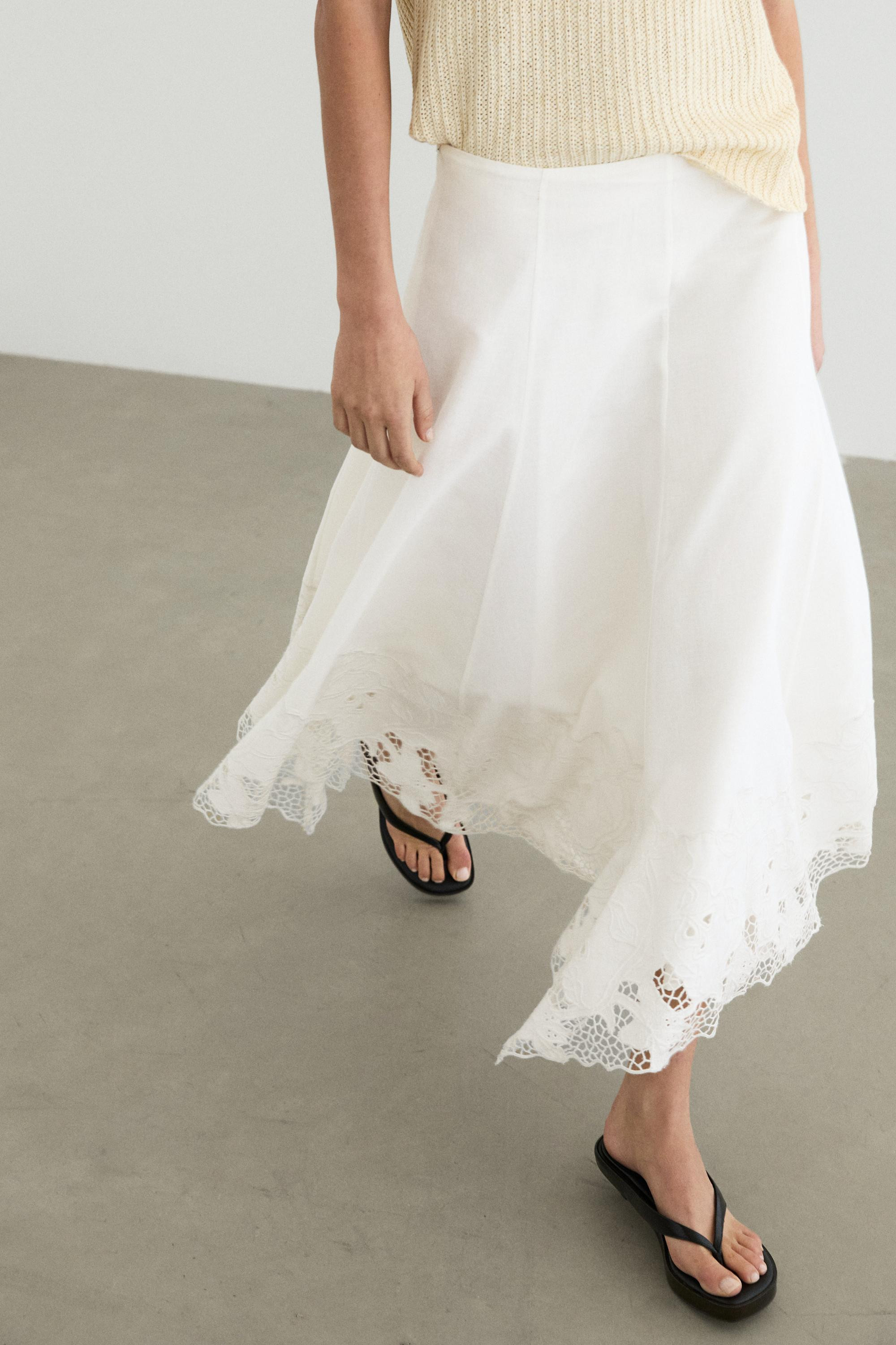 Flared midi skirt with embroidery | Massimo Dutti US