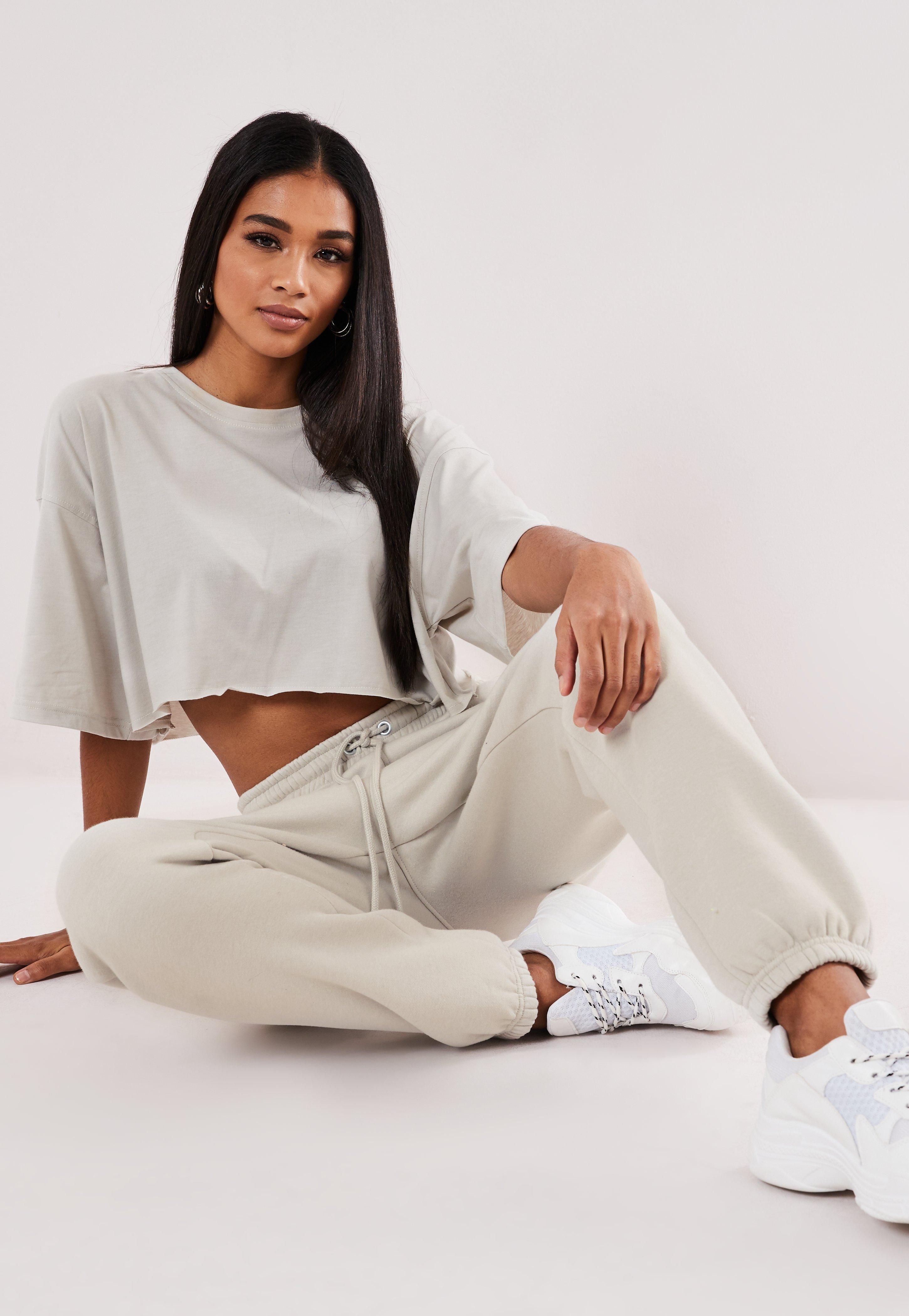 Missguided - Tan Oversized 90s Joggers | Missguided (US & CA)
