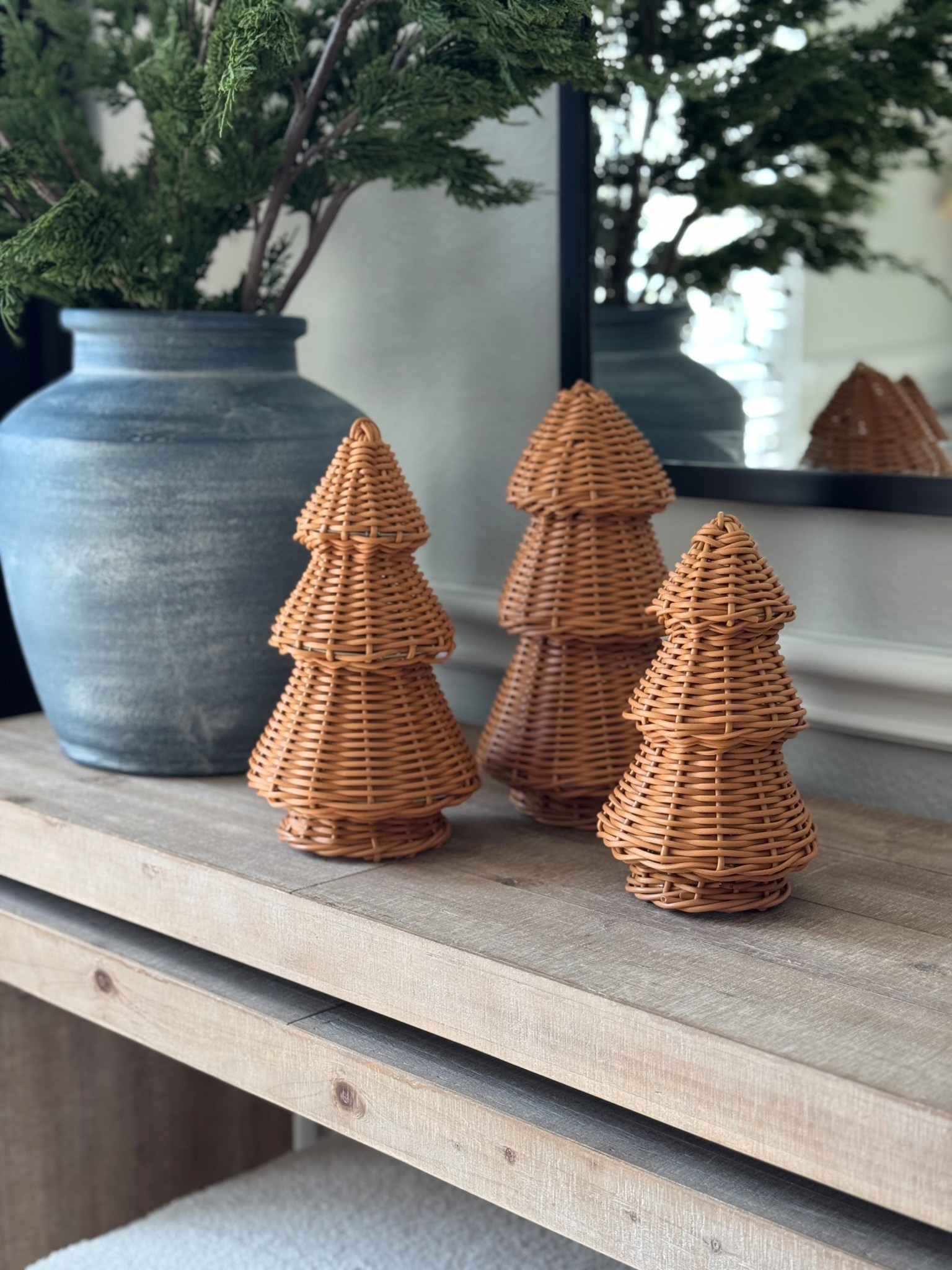 Christmas console table decor finds! 

Christmas tree decor
Holiday wreaths
Mantel decor
Christmas stockings
Table centerpiece
Christmas ornaments
Holiday pillows
Festive throws
Garland ideas
Entryway holiday

#LTKHoliday #LTKHome #LTKSeasonal