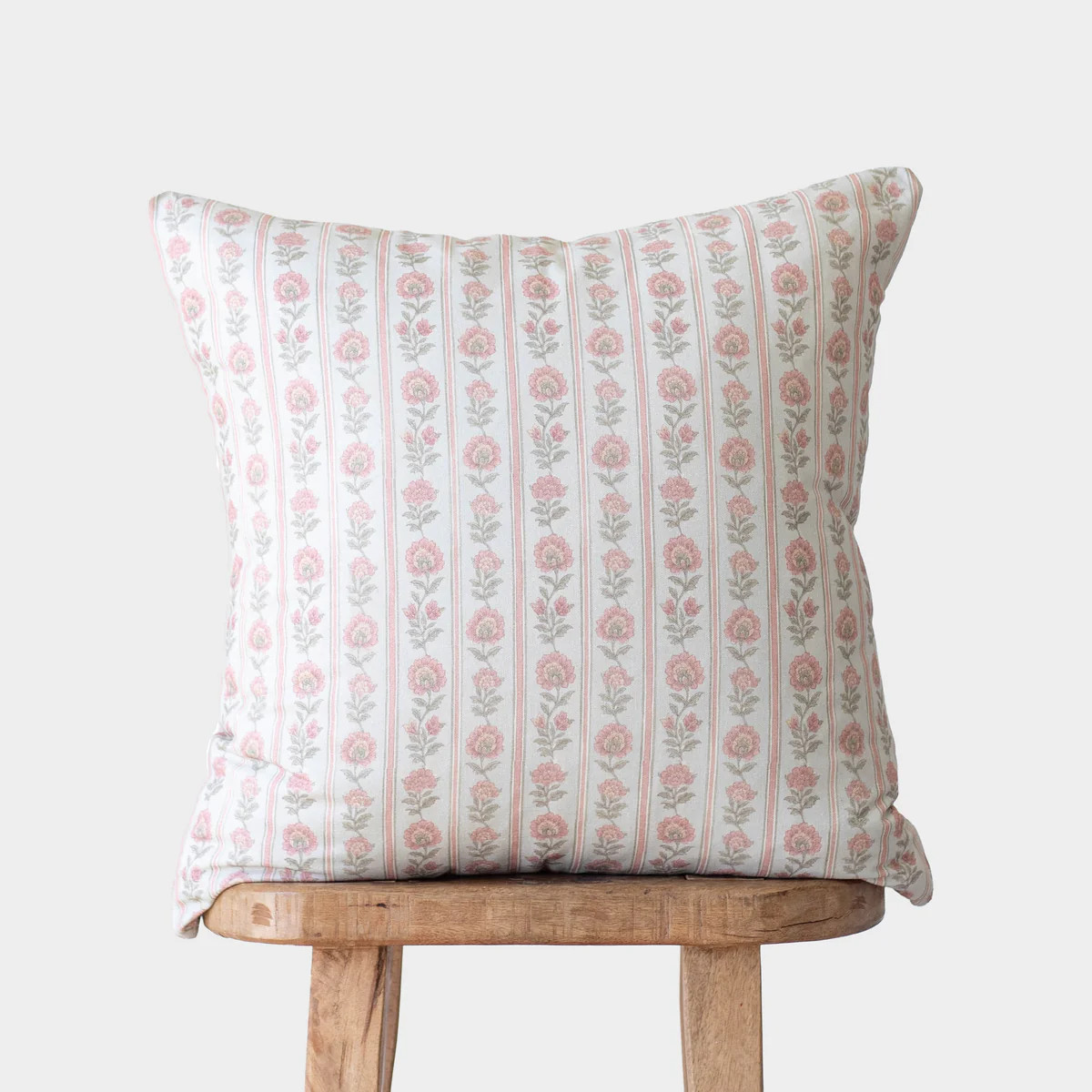 Lila - 18" | 22" | 12x20" | Woven Nook