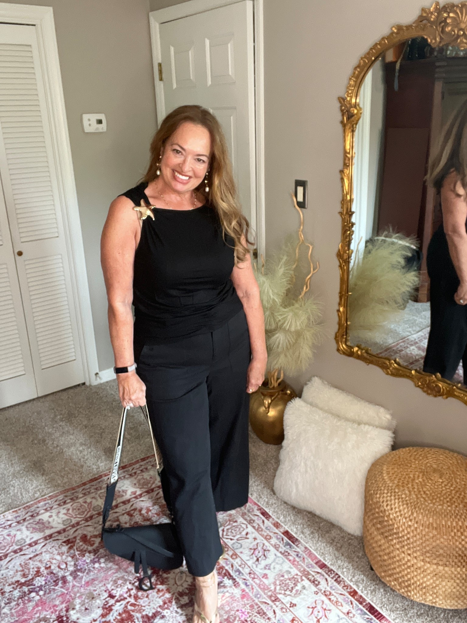 Summer Style Starfish clasp tank top. 

#LTKmomlife #LTKTravel #LTKWorkwear