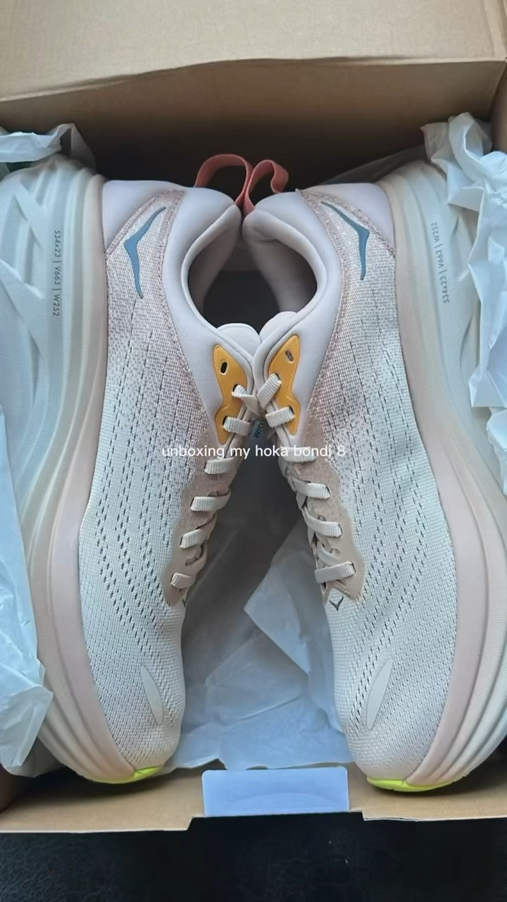 HOKA Women Bondi 8 Cream/Vanilla 

Womens active sneakers, womens activewear, womens sneakers, Nordstrom sale, ltk active 

#LTKxNSale #LTKVideo #LTKActive