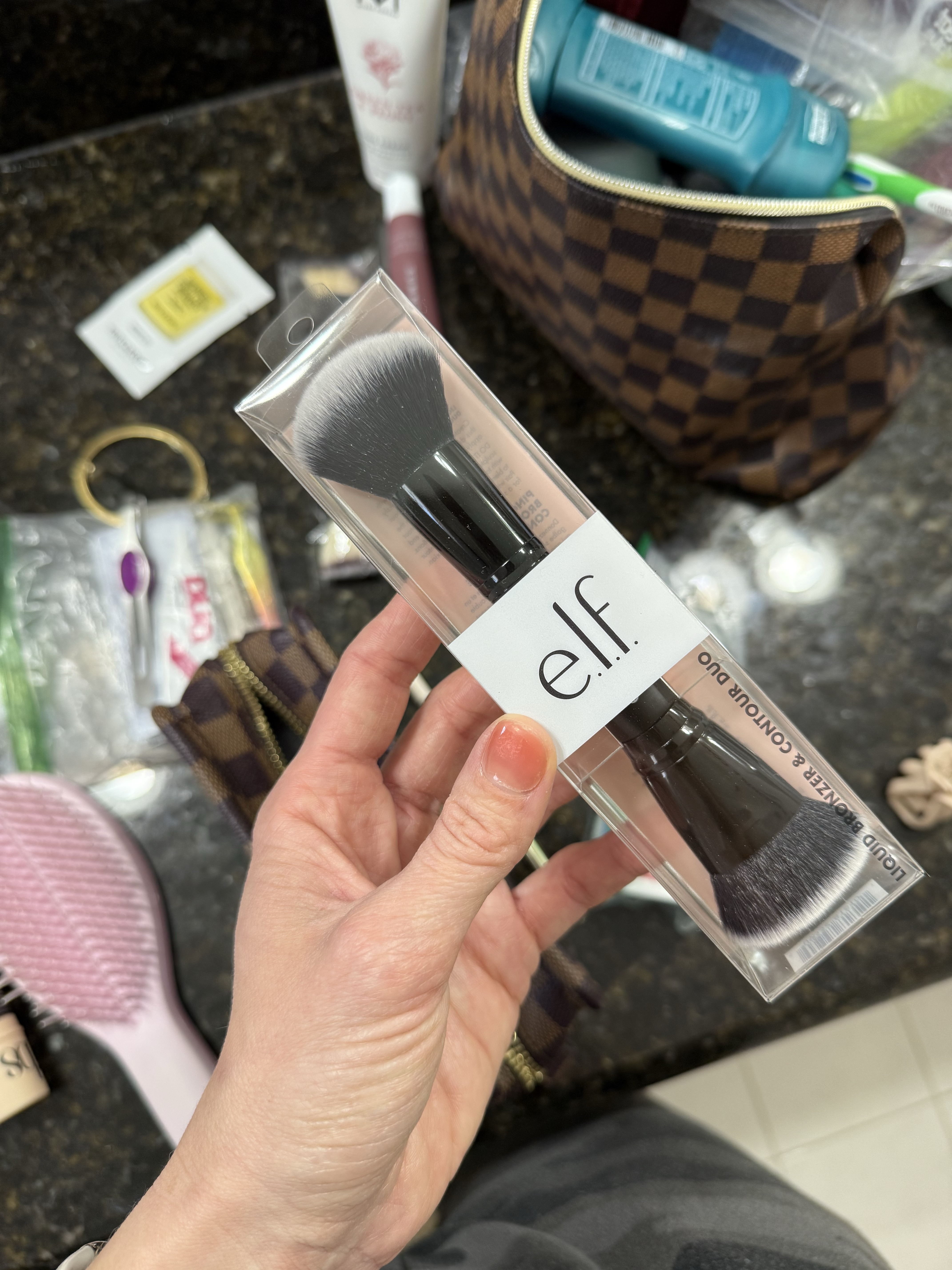 Testing out this duo brush for my travel make up bag 

#LTKBeauty #LTKTravel #LTKFindsUnder50