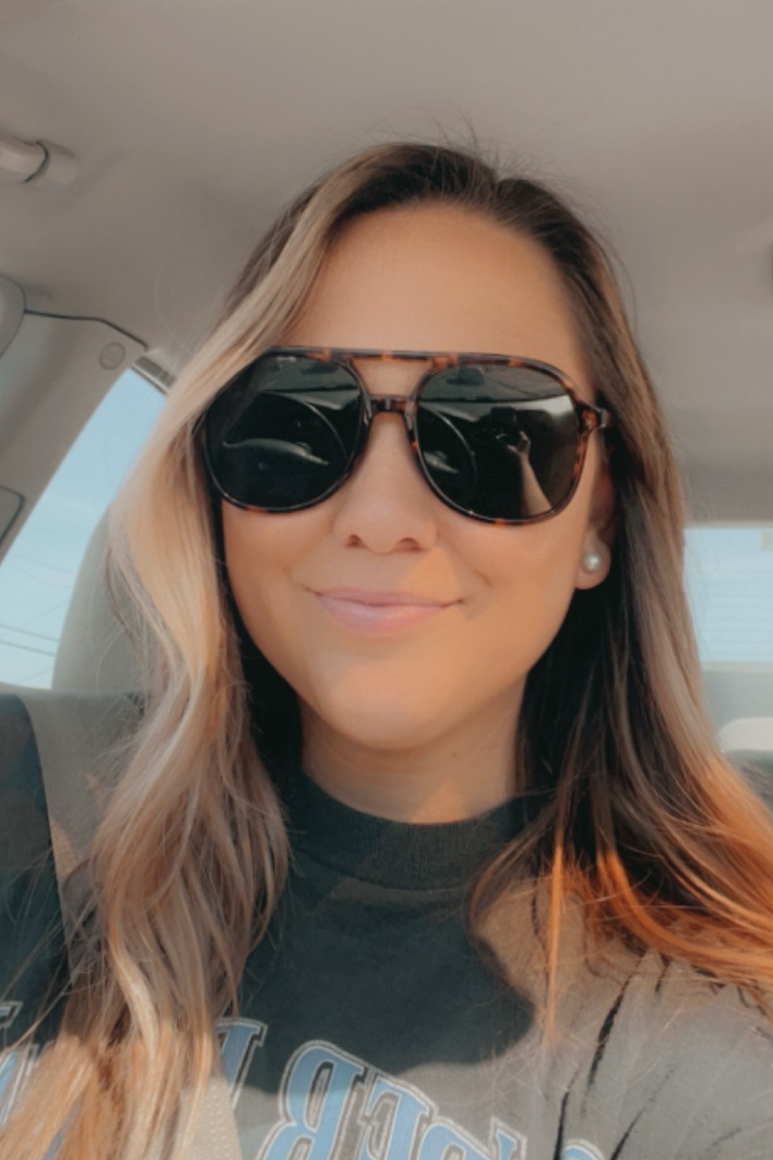 Sojos Sunglasses from Amazon perfect for Spring 🖤

Spring 2024, Summer 2024, SOJOS Sunglasses, tortoise pattern, aviator sunglasses, fashion sunglasses, Amazon finds, Amazon style, affordable style 

#LTKSeasonal #LTKstyletip #LTKfindsunder50