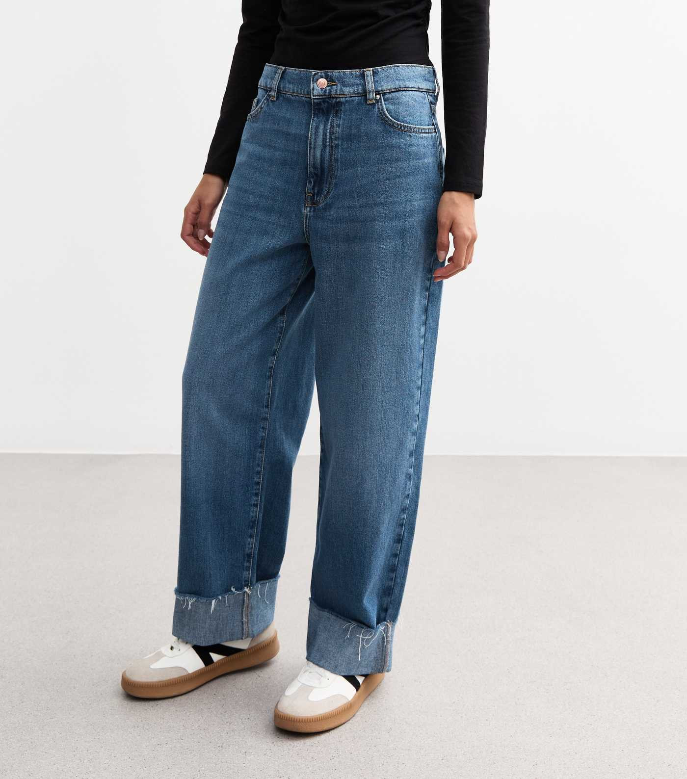 Blue Straight Leg Turn Up Jeans | New Look | New Look (UK)