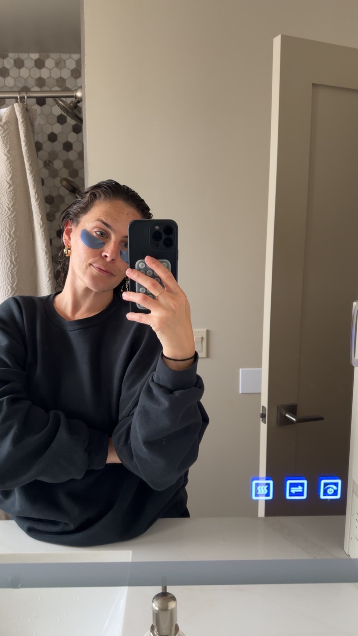 These eye masks though. Also the best bathroom mirror ever

#LTKStyleTip #LTKHome #LTKBeauty